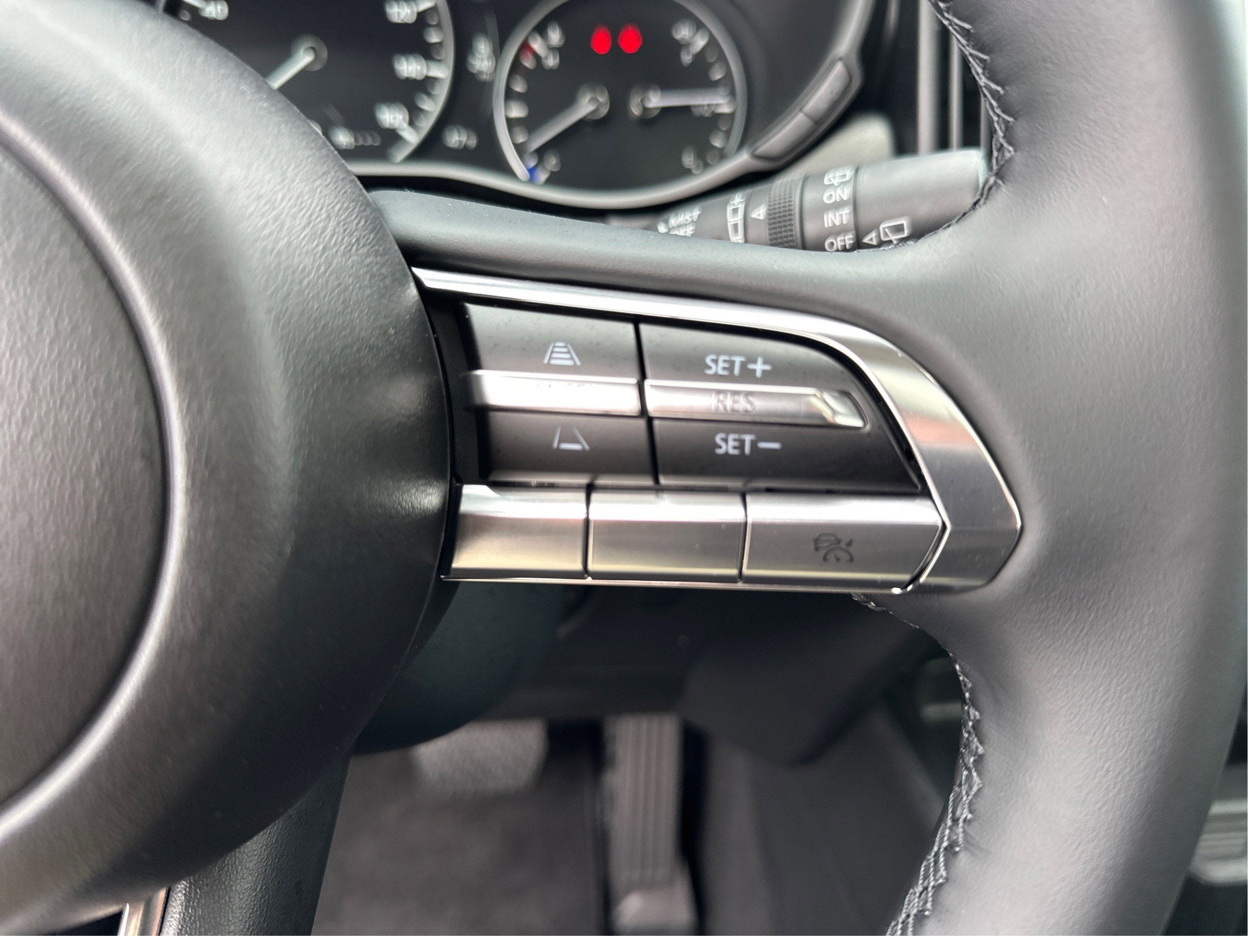 2025 Mazda Mazda CX-50 Hybrid Premium AWD