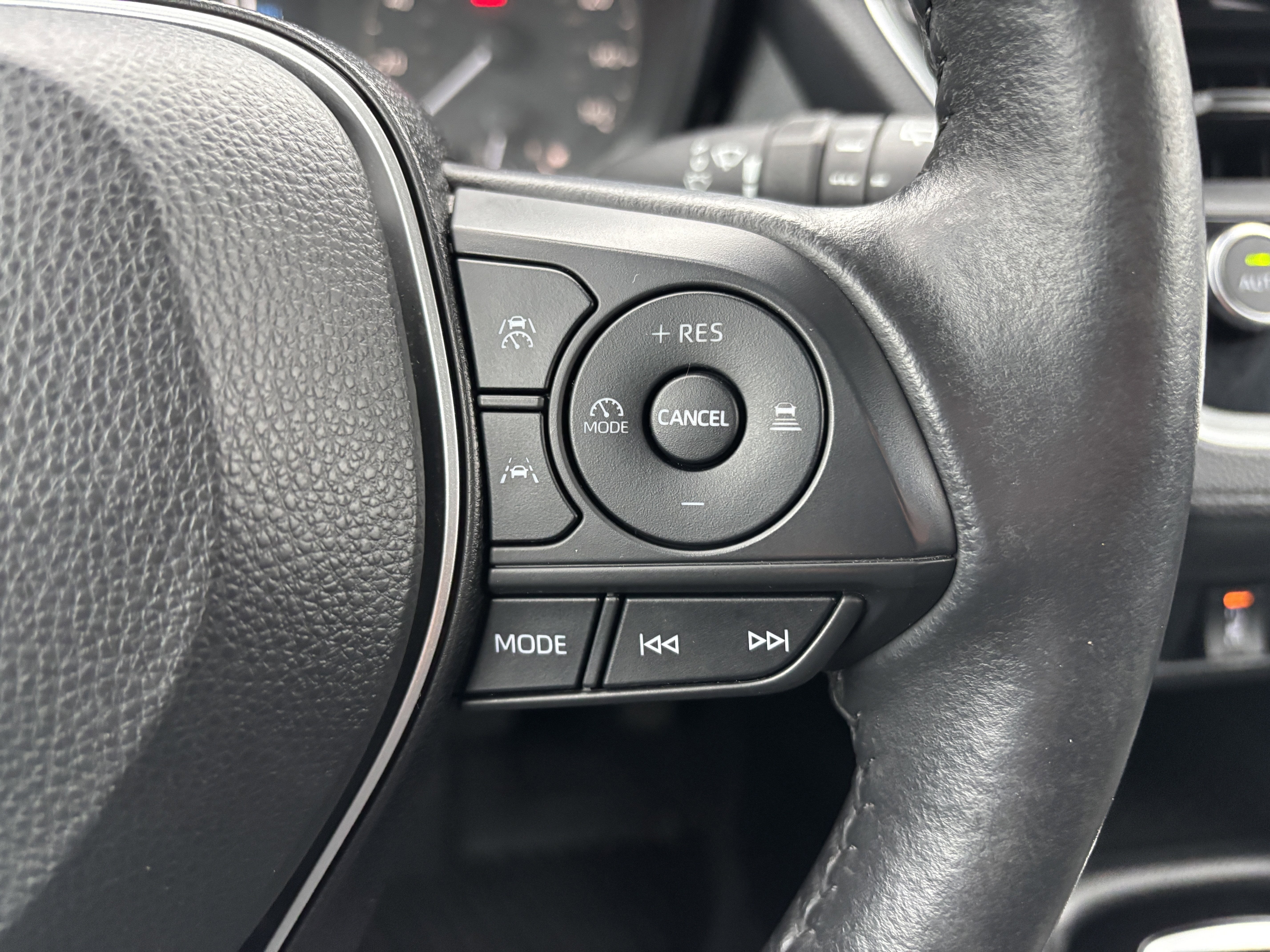 2023 Toyota Corolla Cross LE 4WD