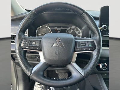 2024 Mitsubishi Outlander SE Black Edition