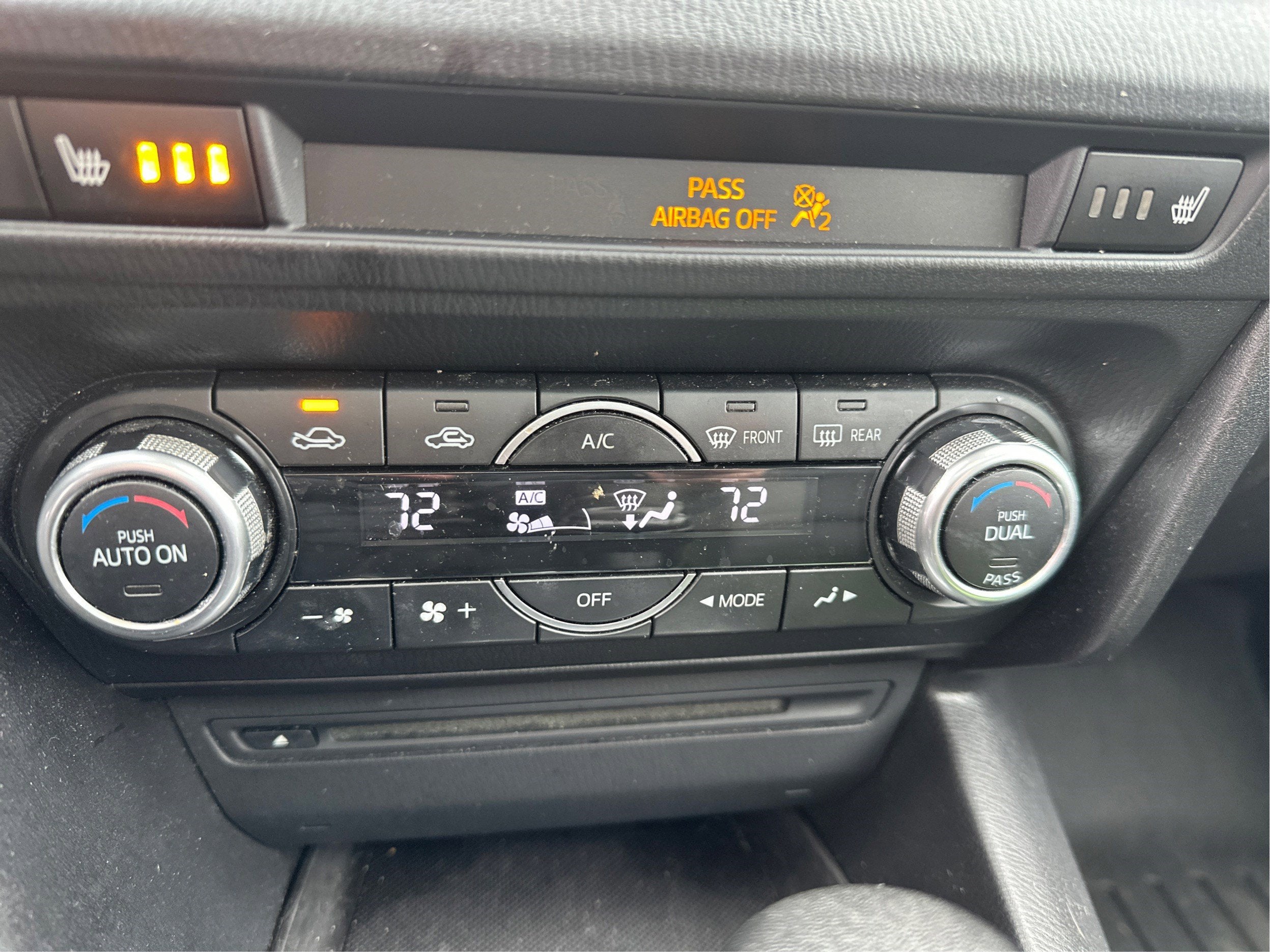 2014 Mazda Mazda3 s Grand Touring