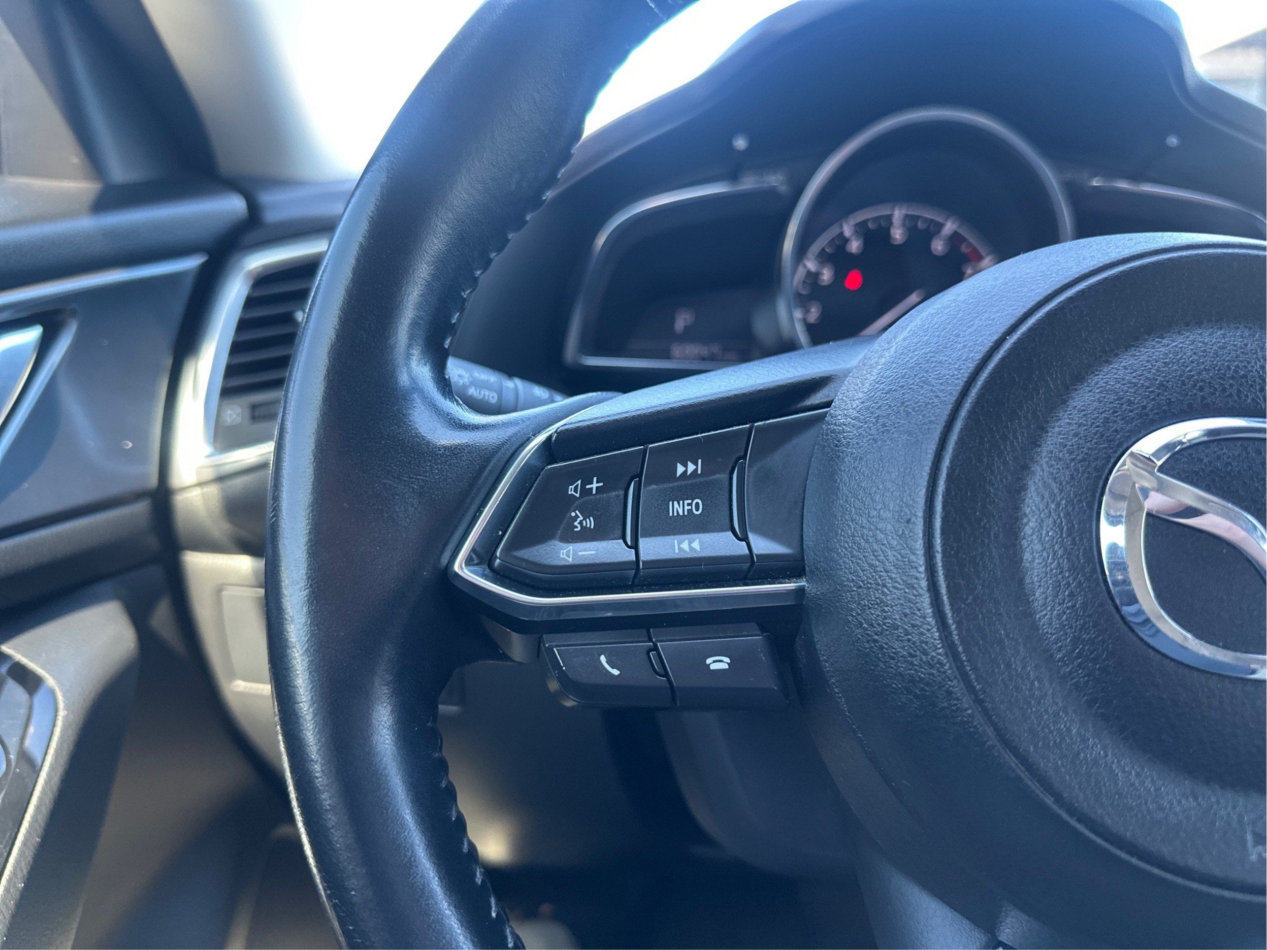 2017 Mazda Mazda3 4-Door Grand Touring