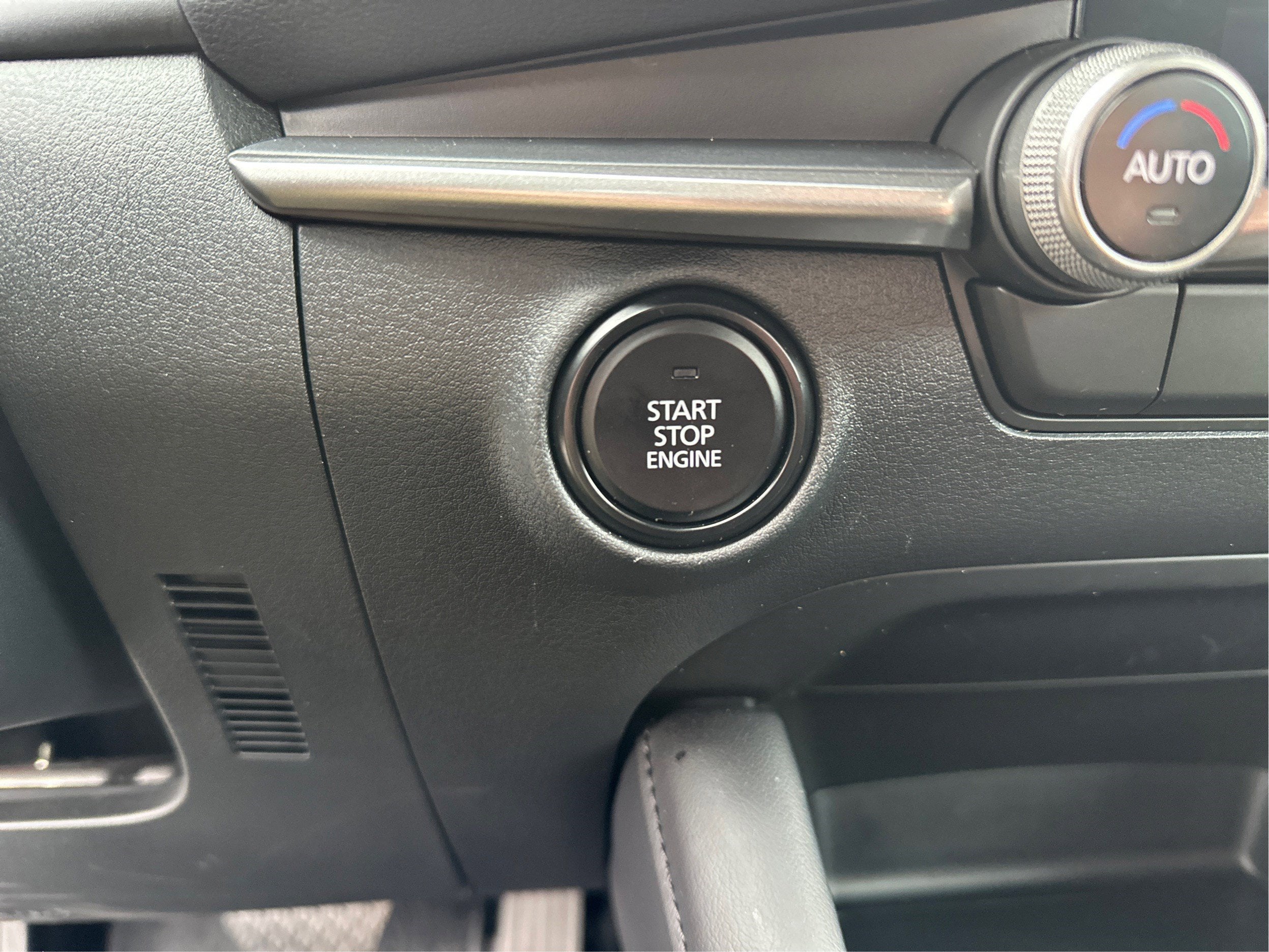 2025 Mazda Mazda3 2.5 S Select Sport Auto FWD