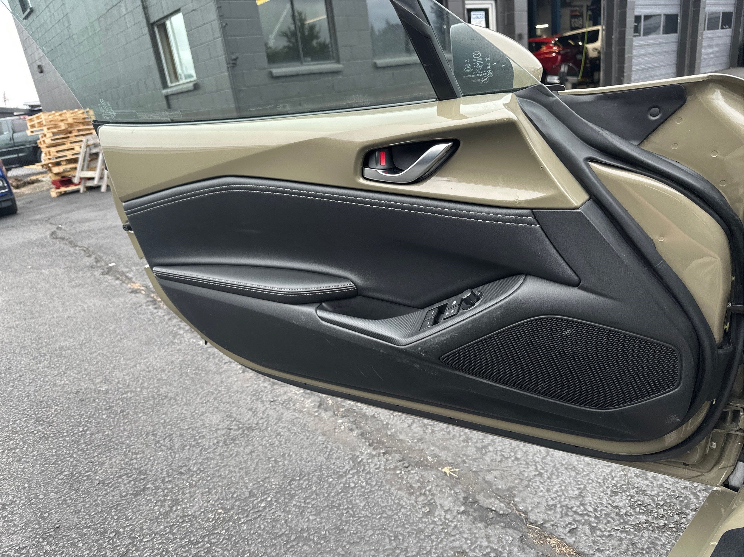 2023 Mazda Mazda MX-5 Miata RF Grand Touring Manual