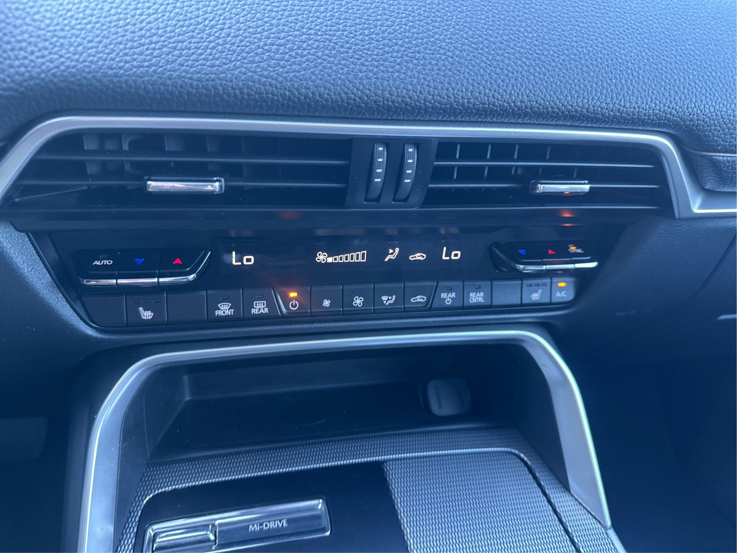 2024 Mazda Mazda CX-90 PHEV Premium AWD