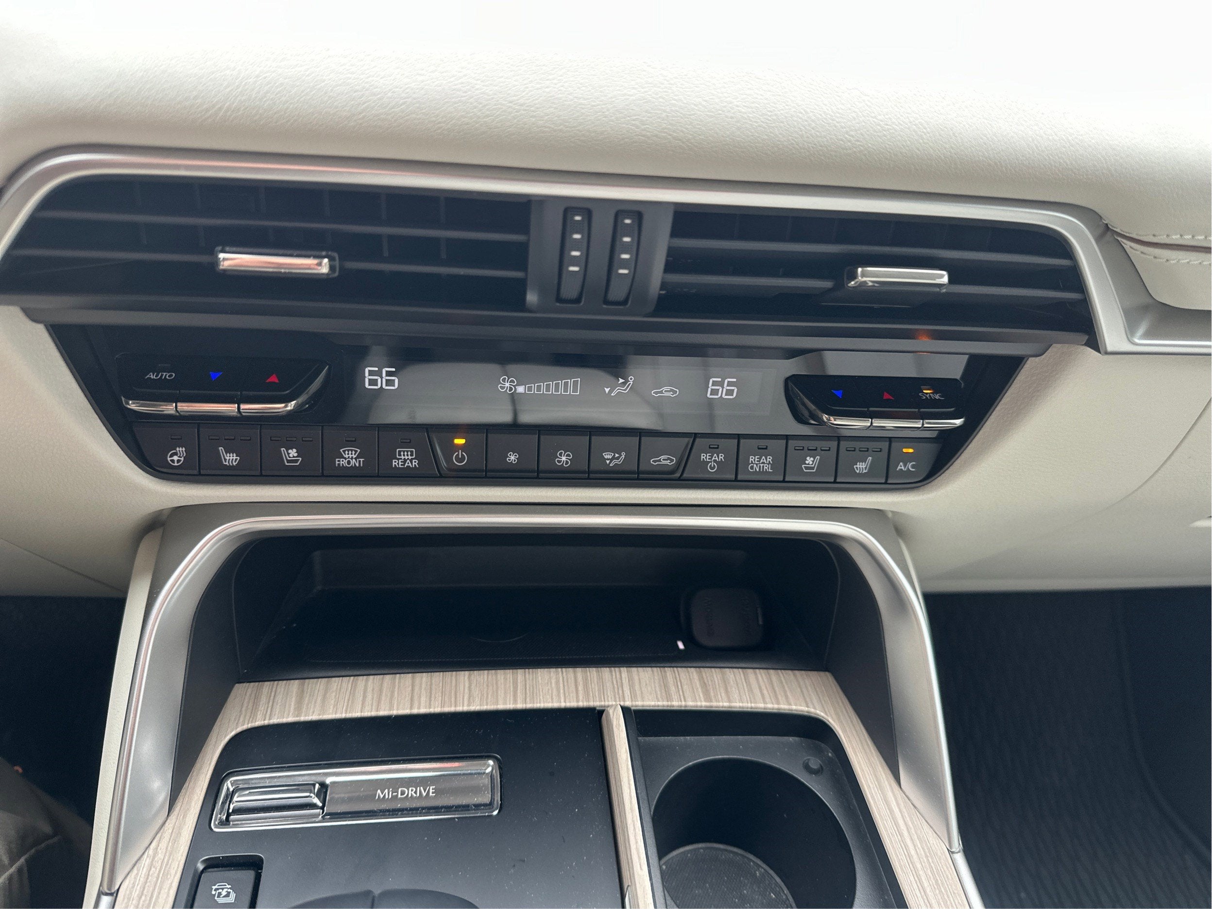 2024 Mazda Mazda CX-90 PHEV Premium Plus