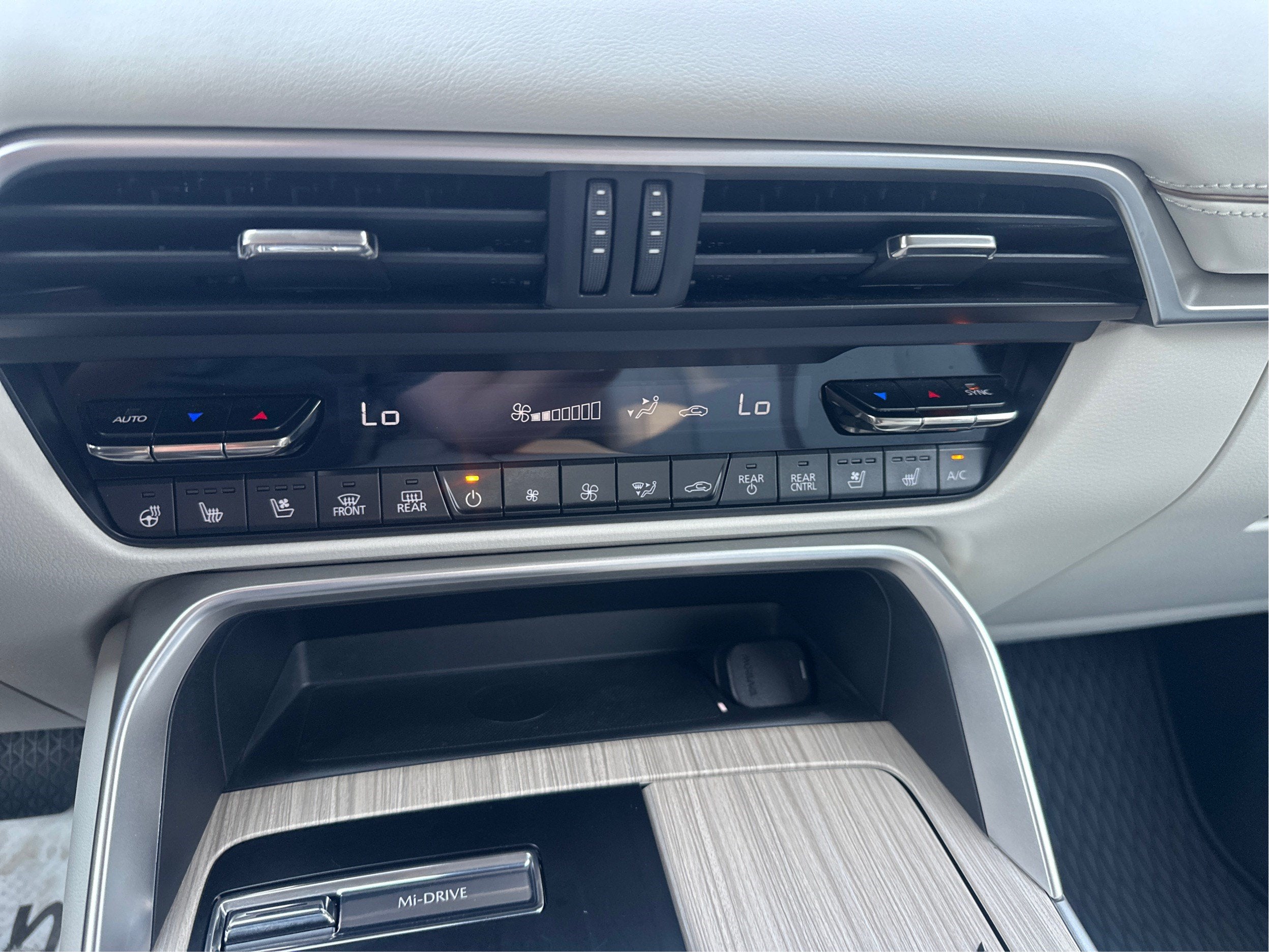 2025 Mazda Mazda CX-90 PHEV Premium Plus Package
