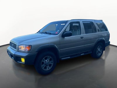 2000 Nissan Pathfinder SE