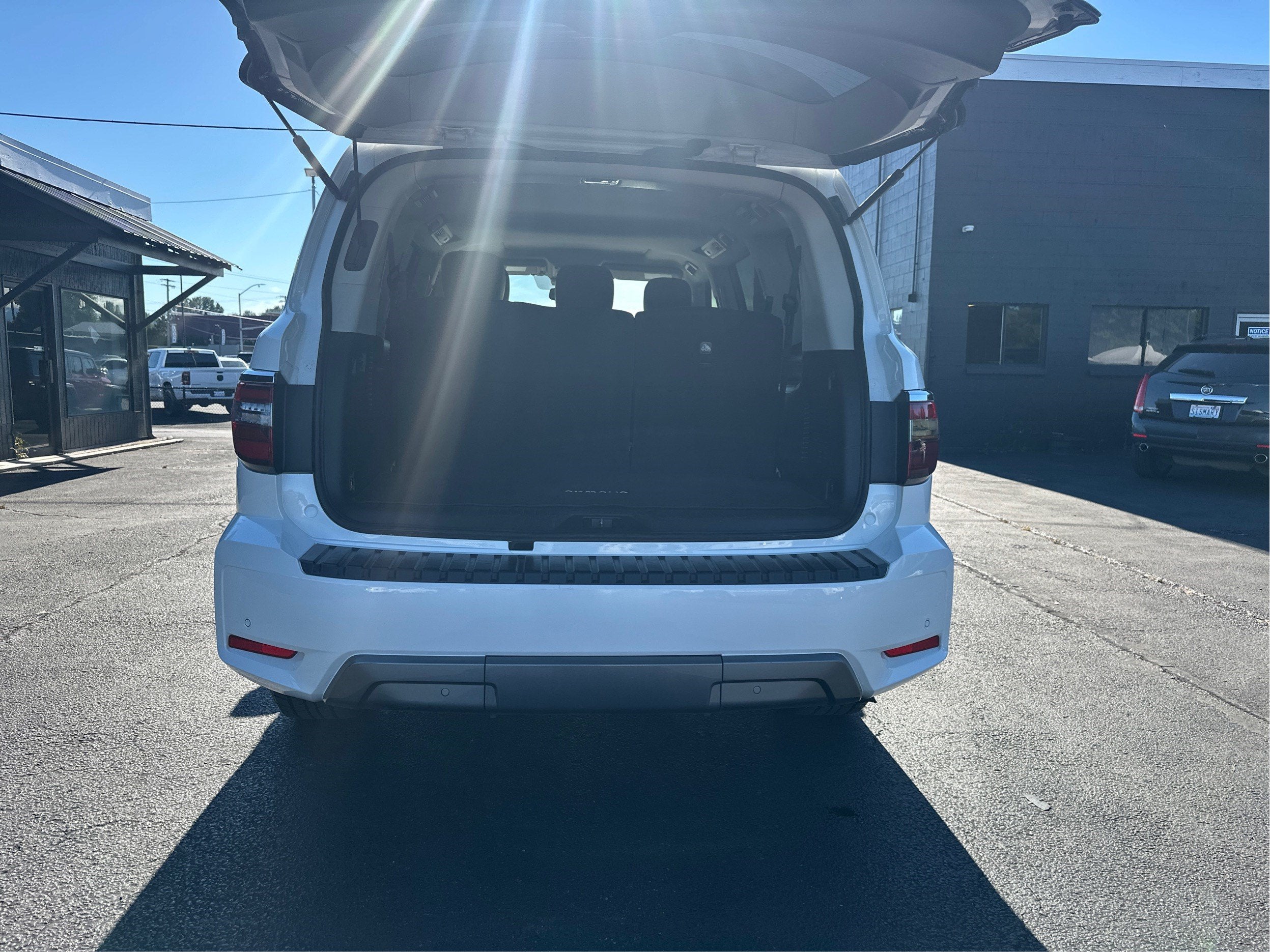 2024 Nissan Armada SL