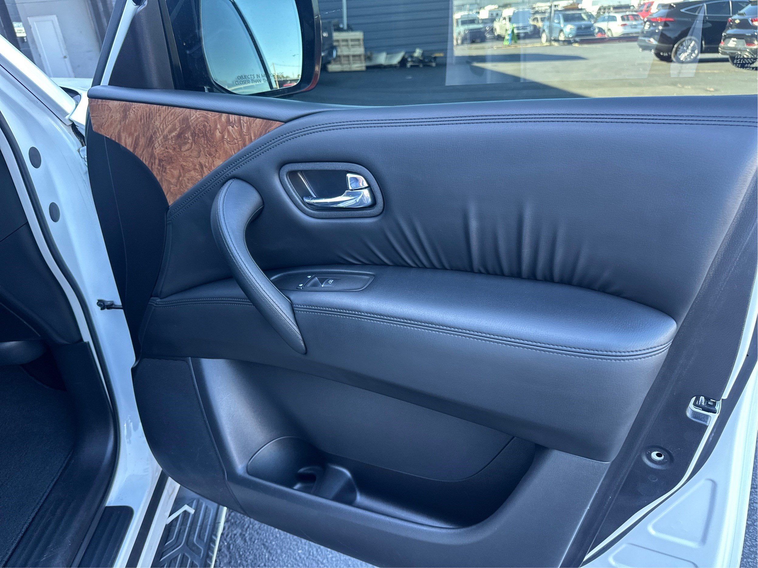 2024 Nissan Armada SL