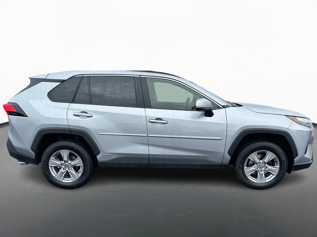 2025 Toyota RAV4 Hybrid XLE AWD