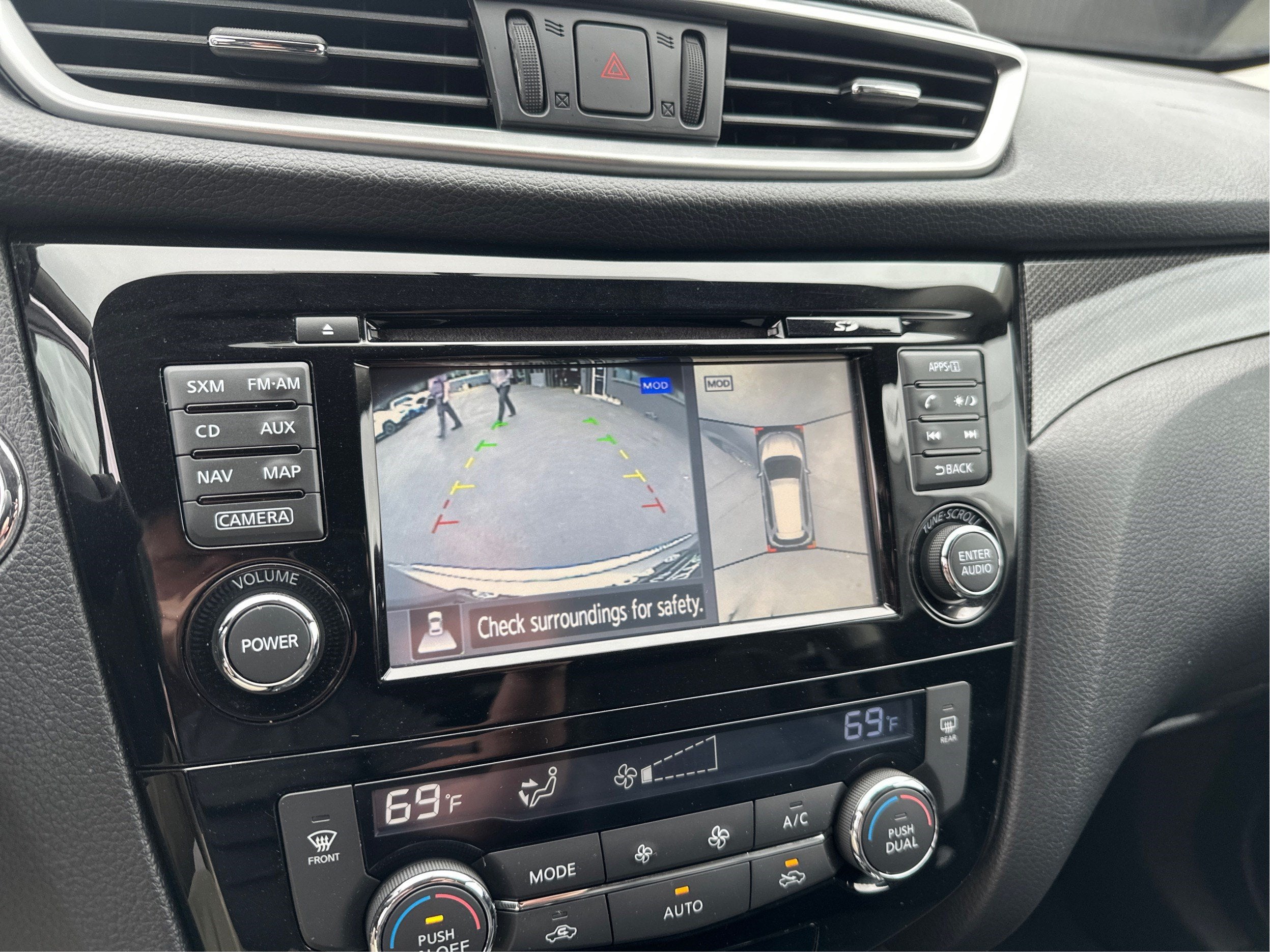 2016 Nissan Rogue SL AWD