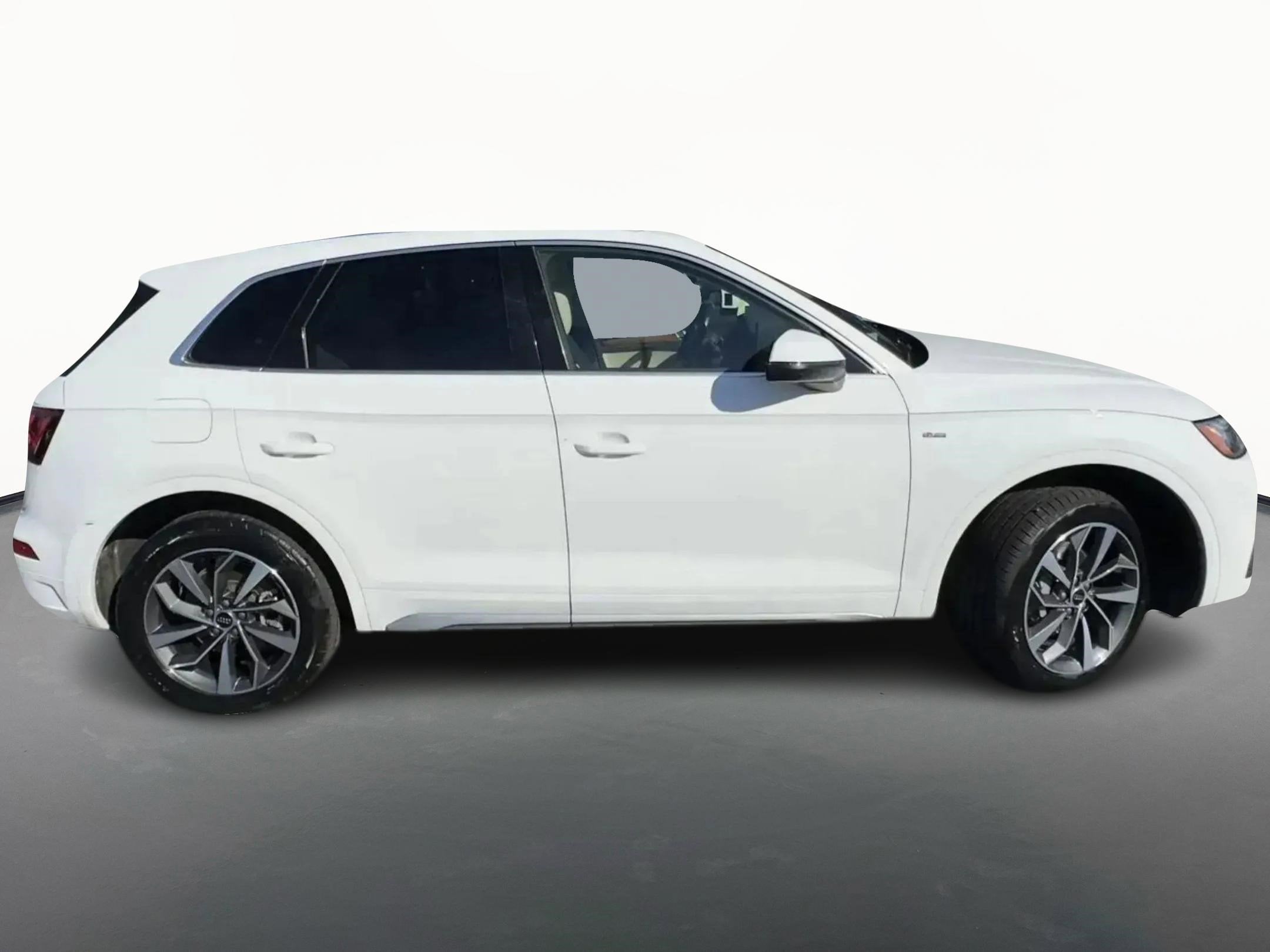 2022 Audi Q5 S line Premium Plus