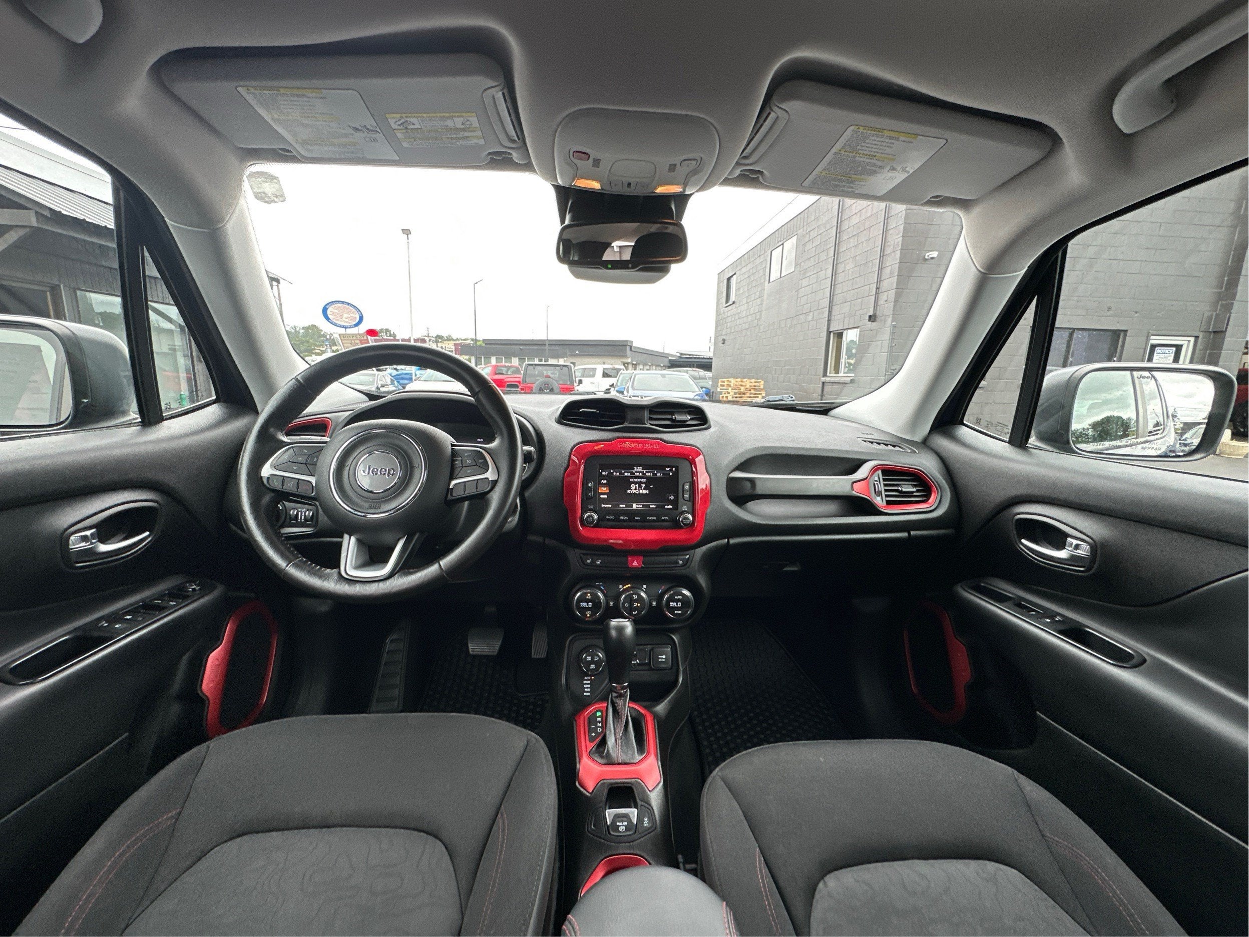 2017 Jeep Renegade Trailhawk
