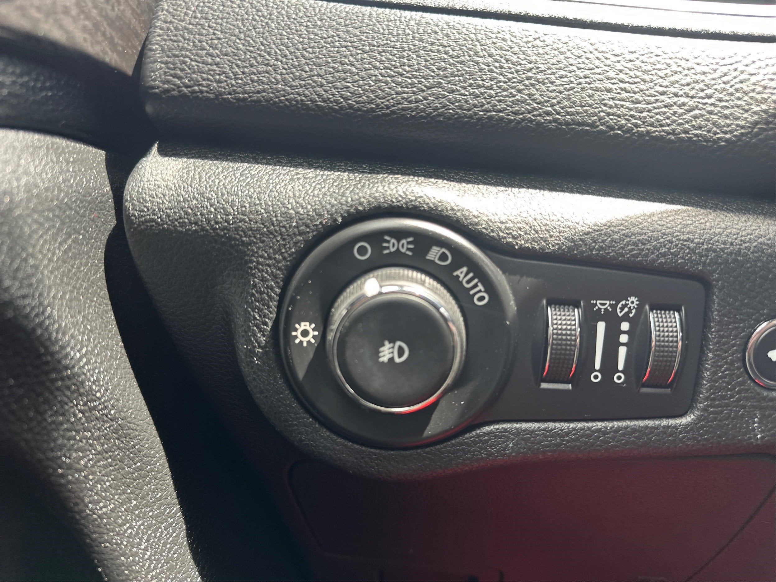 2016 Chrysler 200 C Platinum