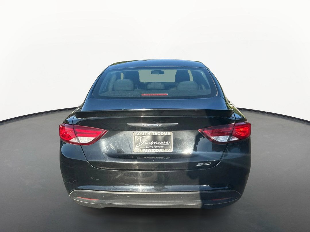 2016 Chrysler 200 LX