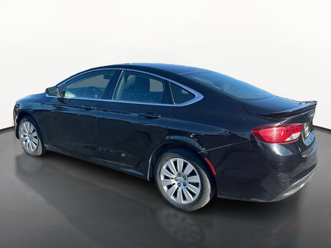 2016 Chrysler 200 LX