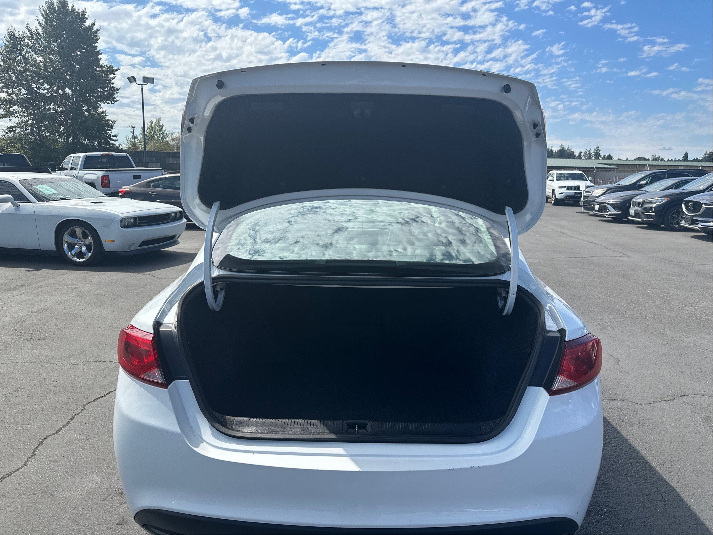 2016 Chrysler 200 LX