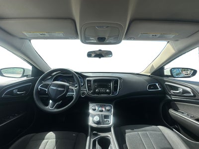 2016 Chrysler 200 LX