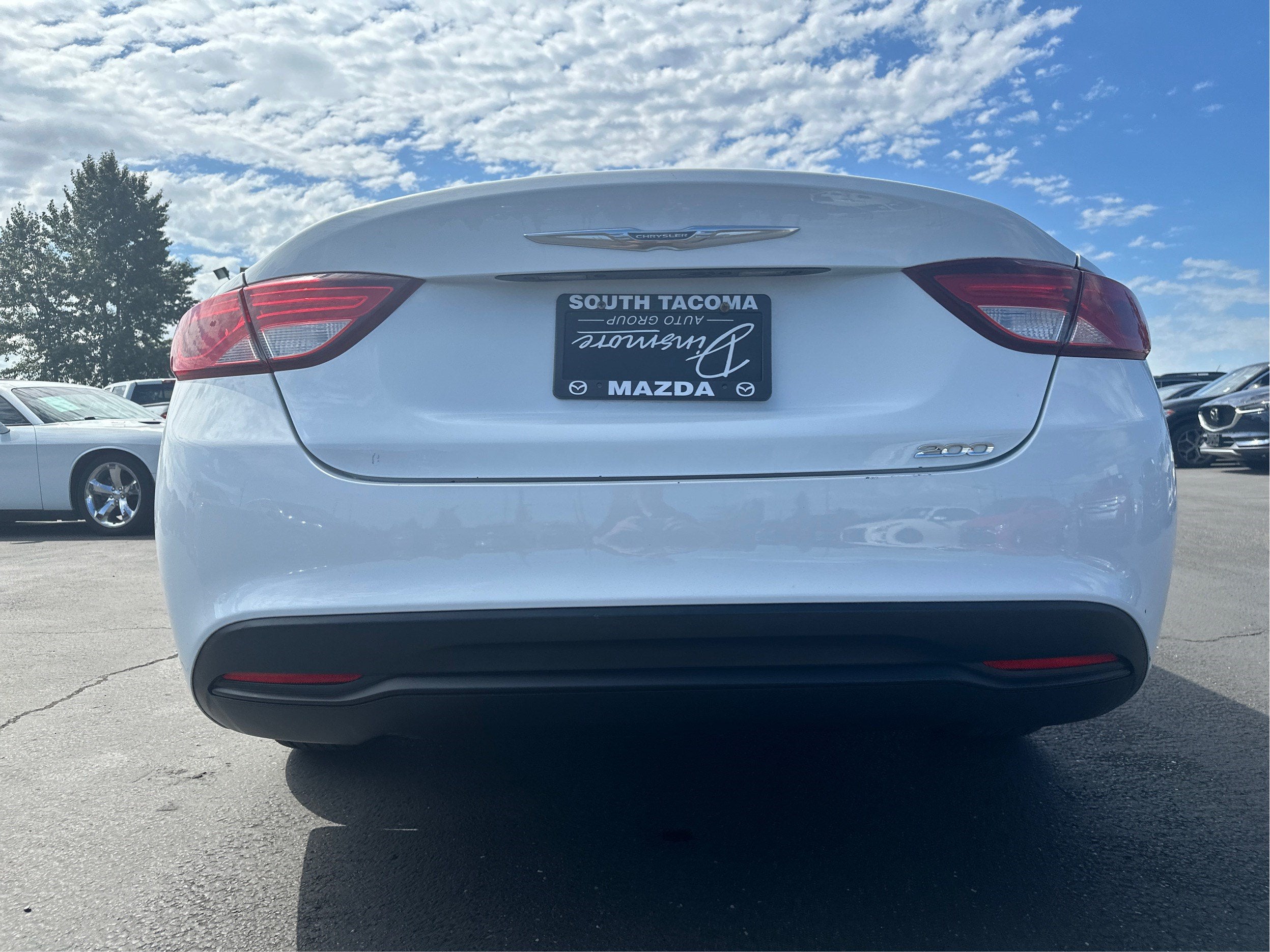 2016 Chrysler 200 LX