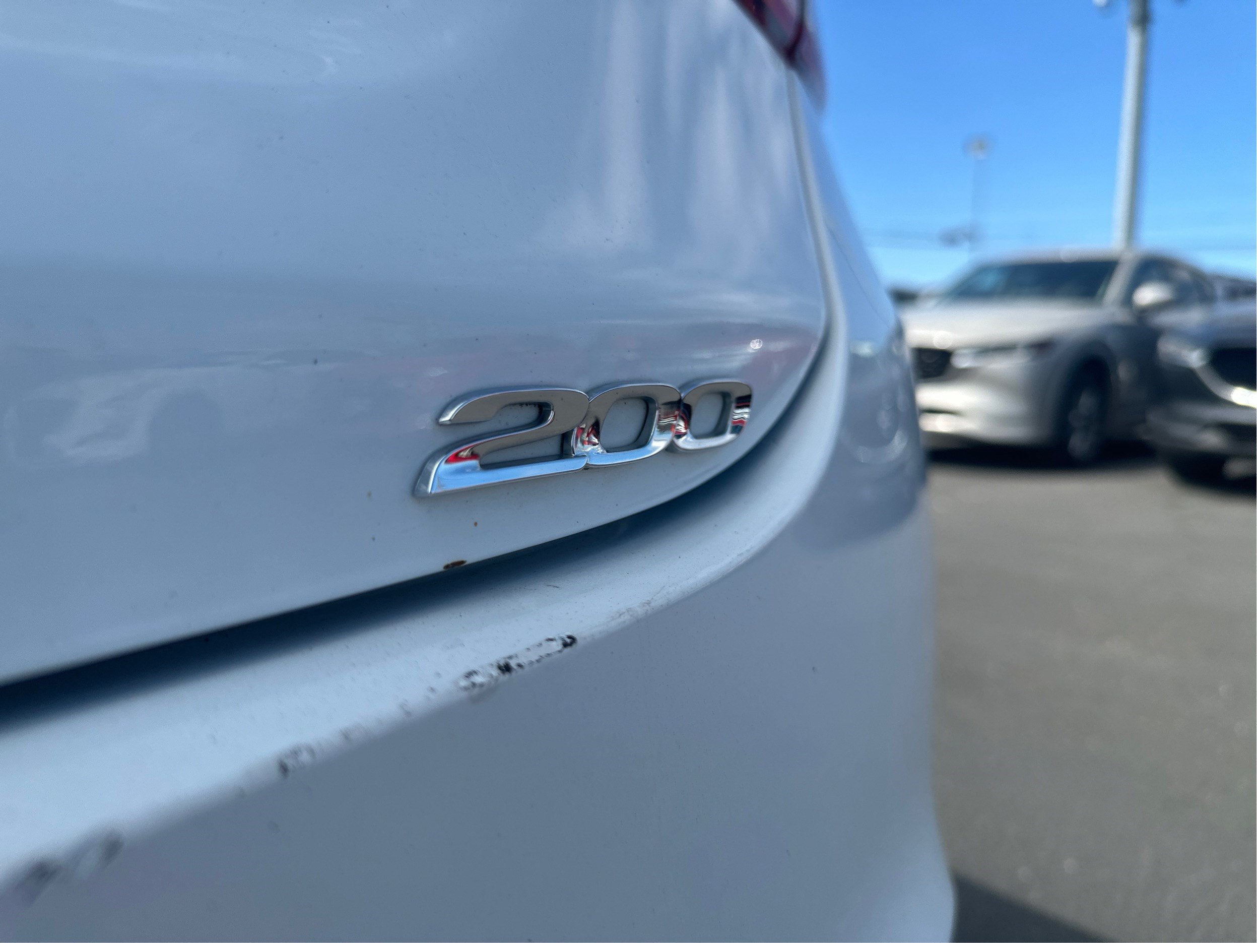 2016 Chrysler 200 LX