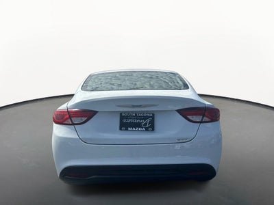 2016 Chrysler 200 LX