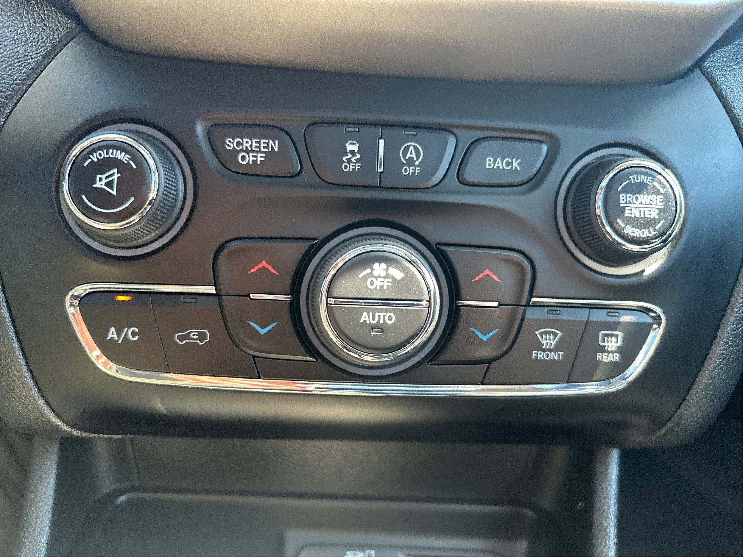 2018 Jeep Cherokee Limited 4WD