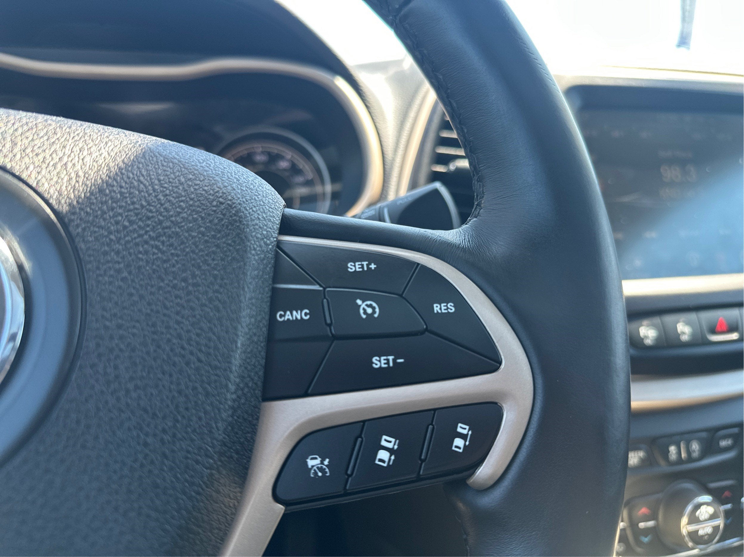 2018 Jeep Cherokee Limited 4WD