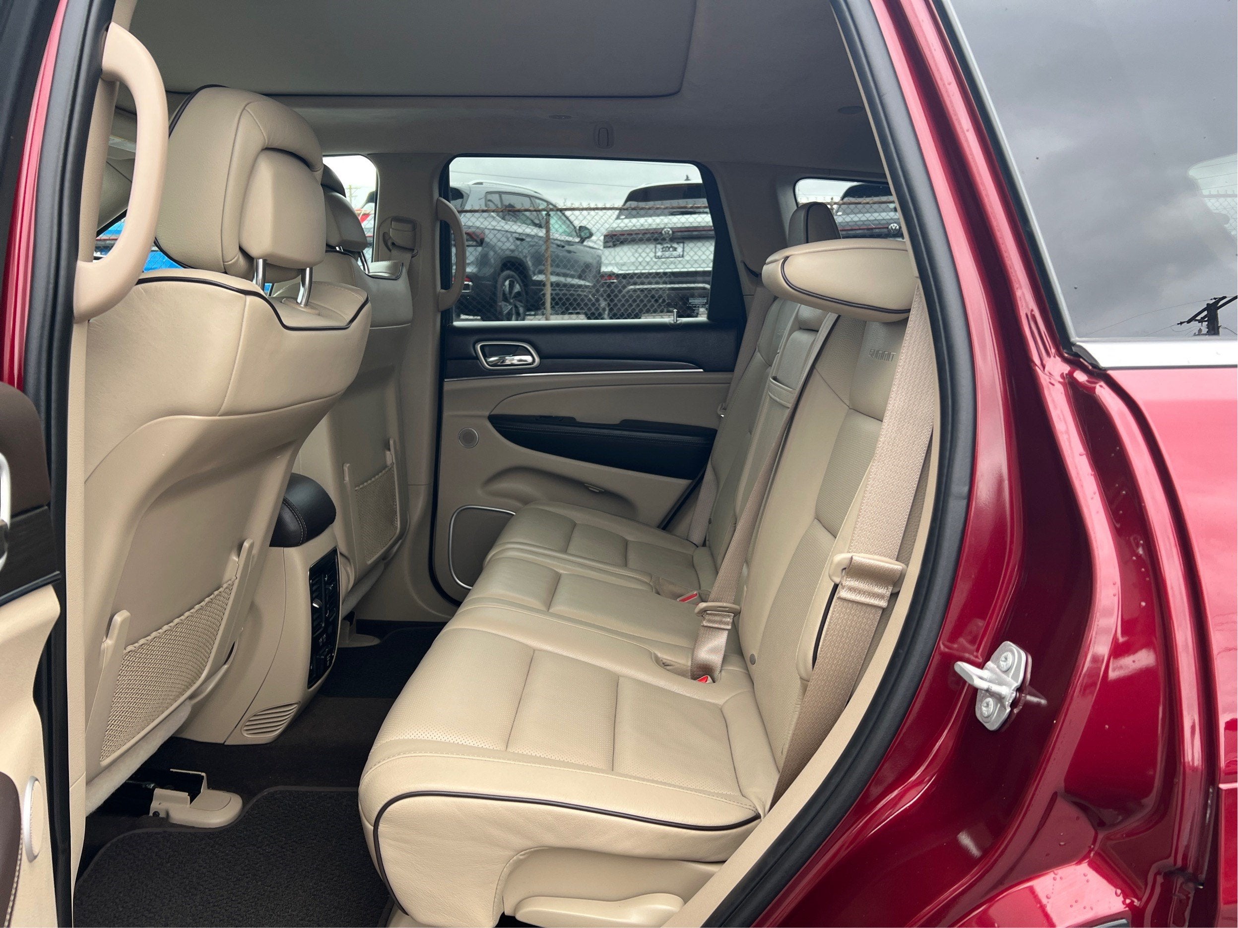 2020 Jeep Grand Cherokee Summit