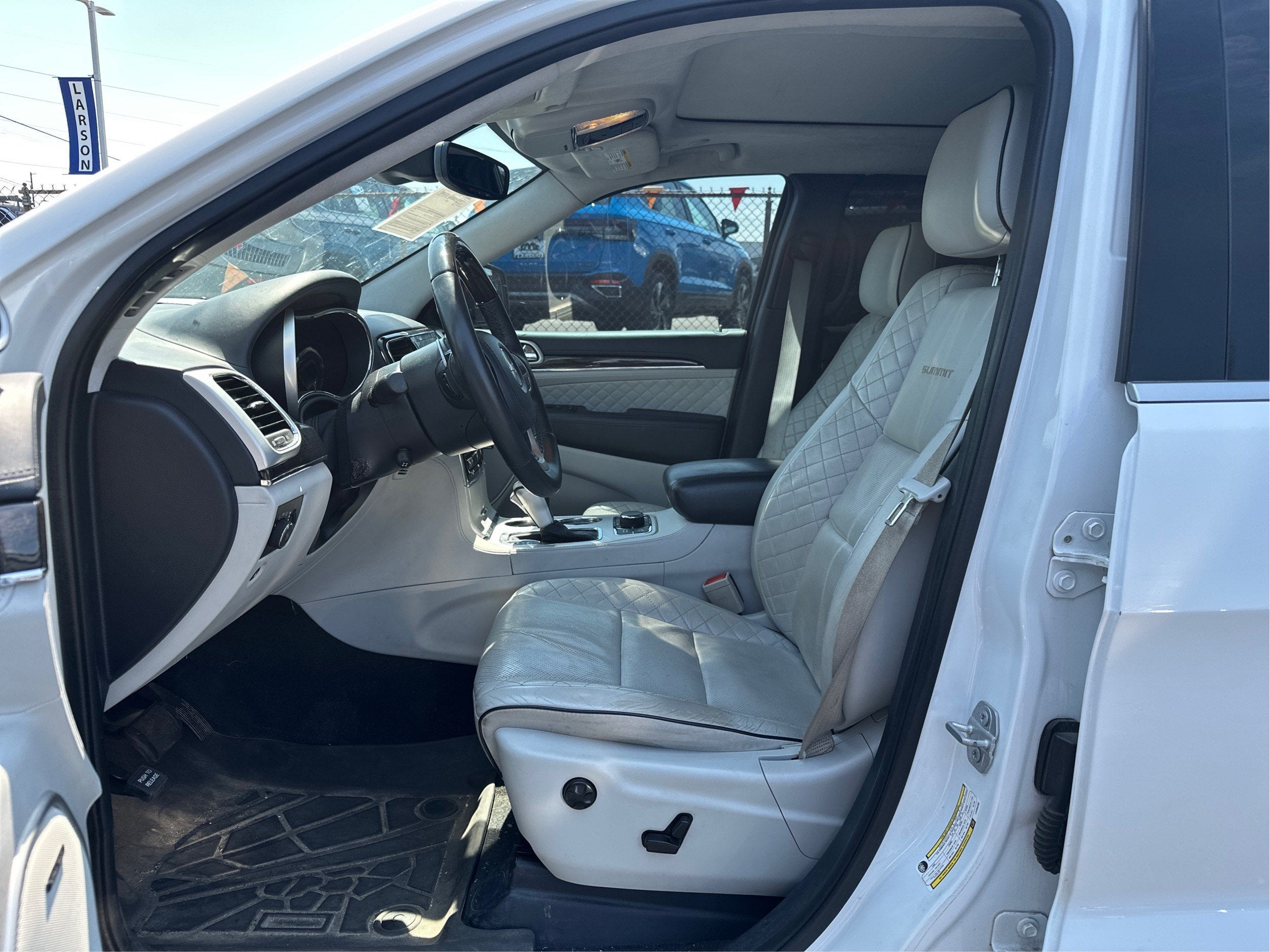 2020 Jeep Grand Cherokee Summit