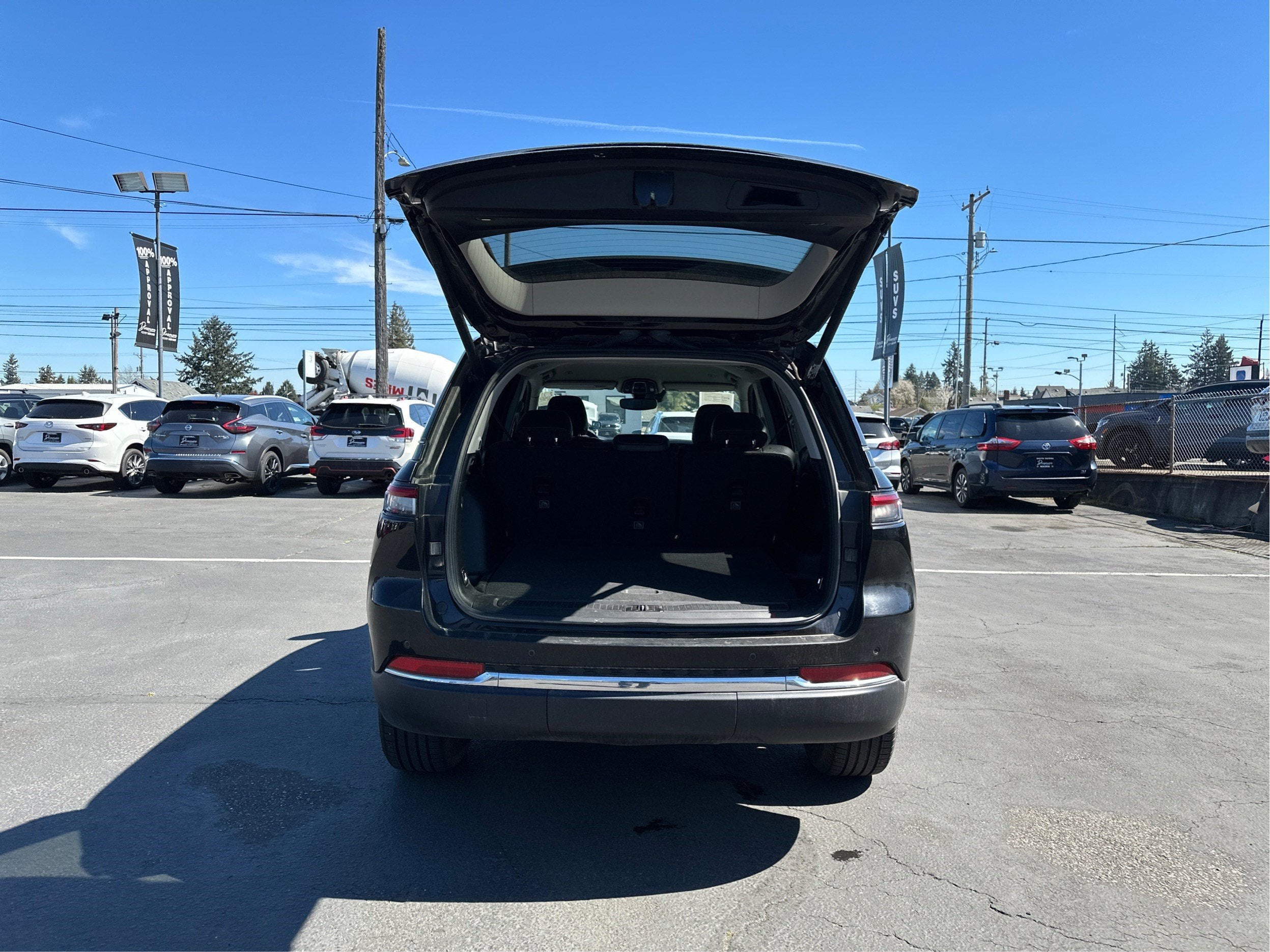 2023 Jeep Grand Cherokee Limited 4WD