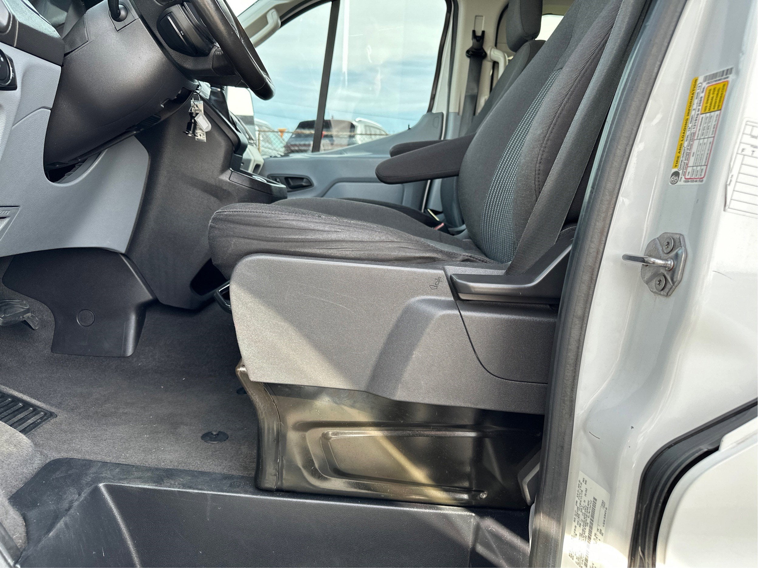 2017 Ford Transit Wagon XLT