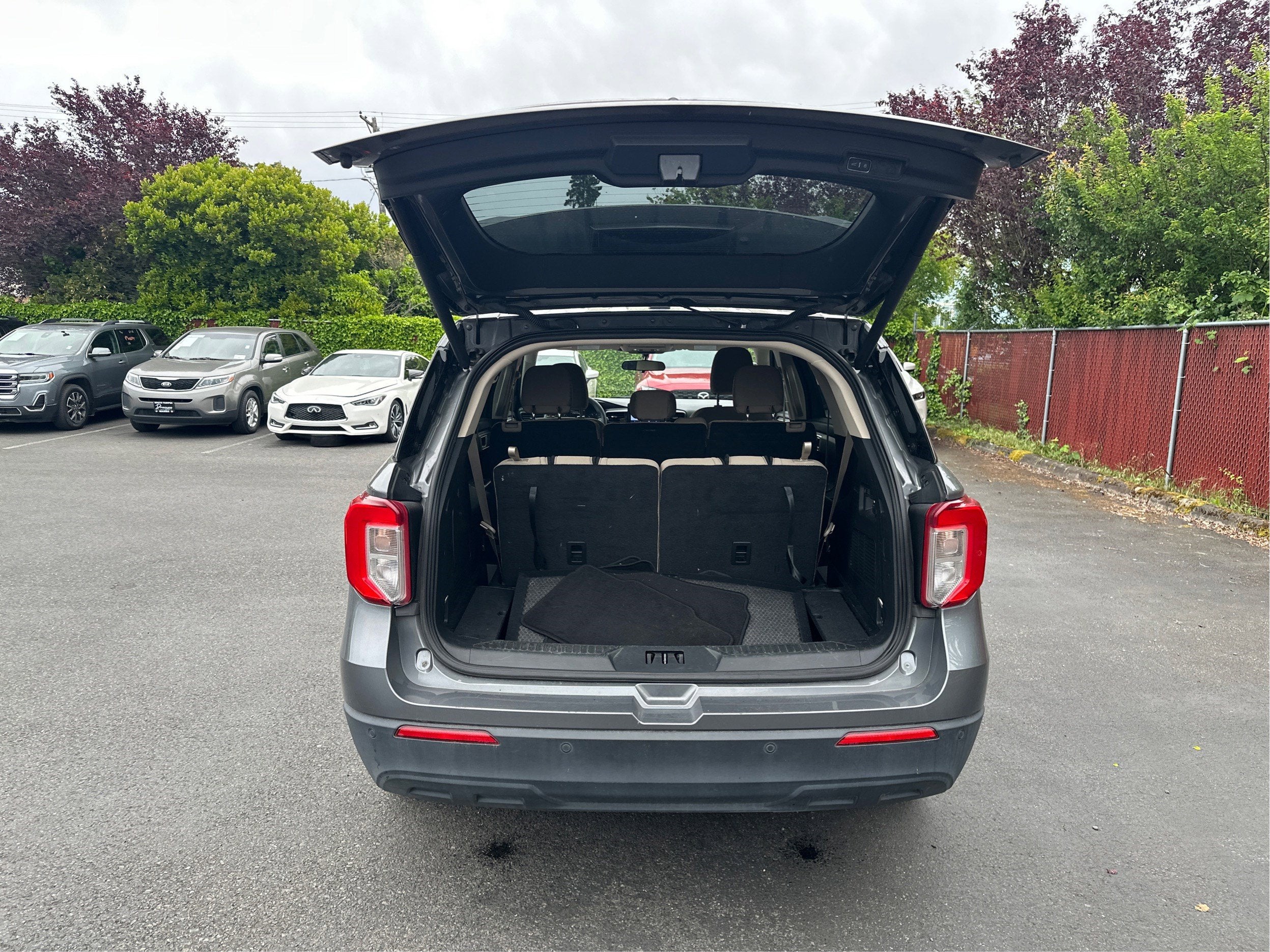 2023 Ford Explorer Base