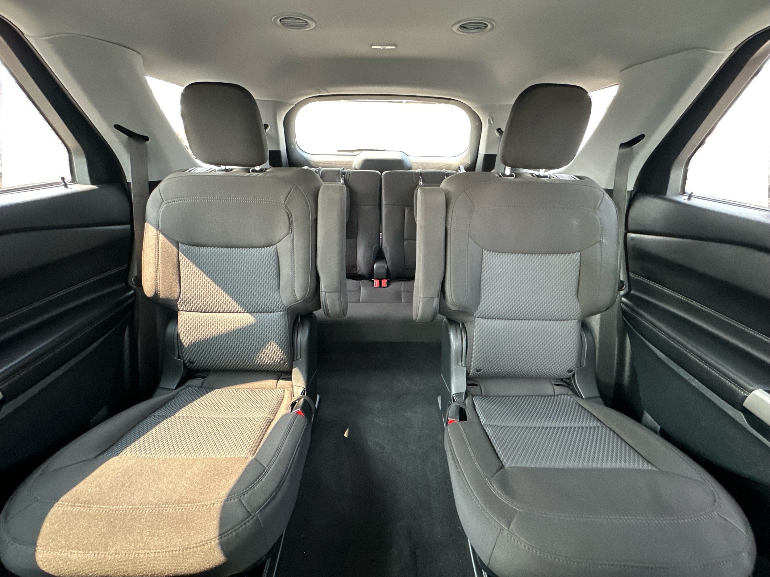 2023 Ford Explorer XLT 4WD