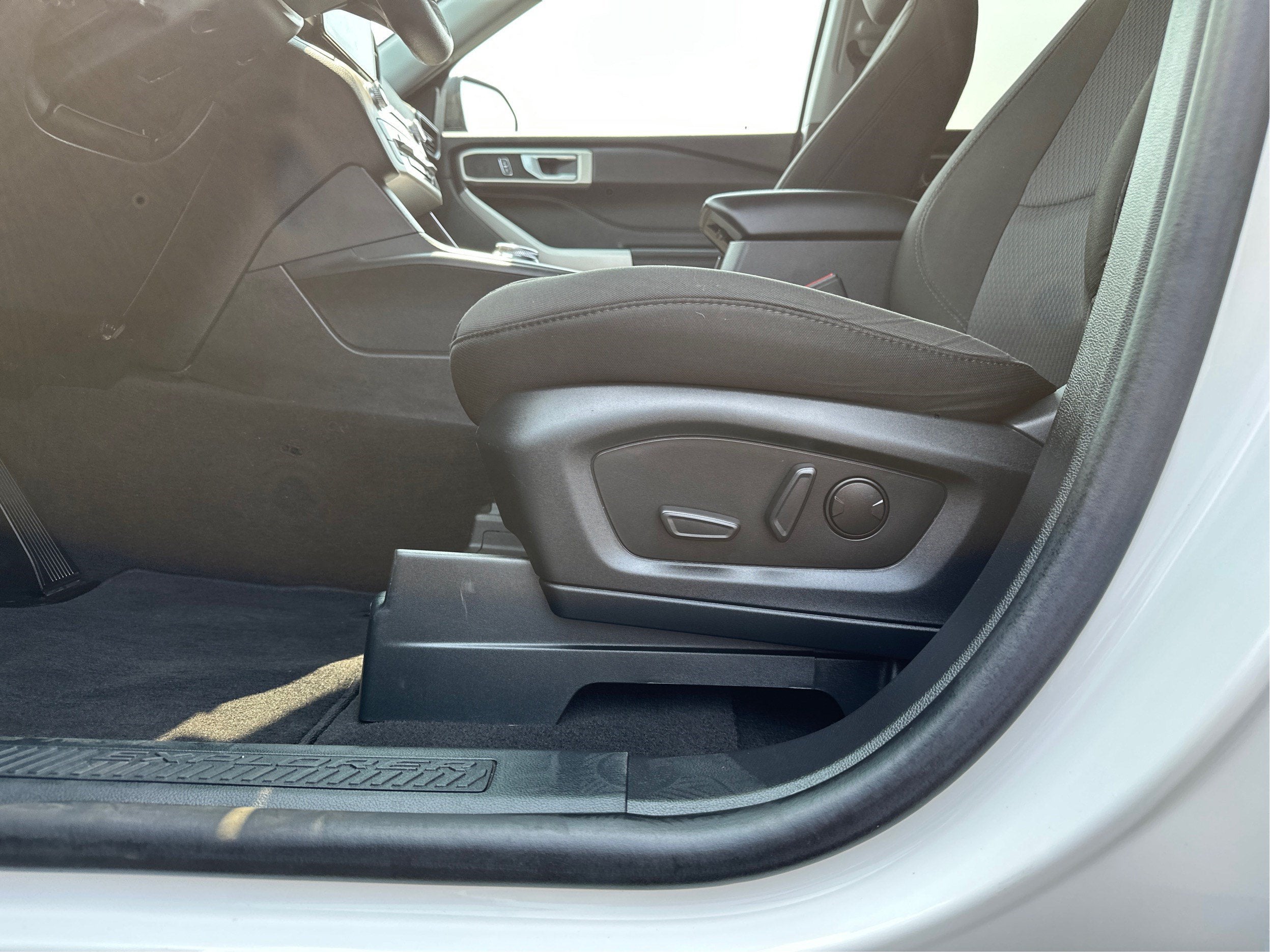 2023 Ford Explorer XLT 4WD