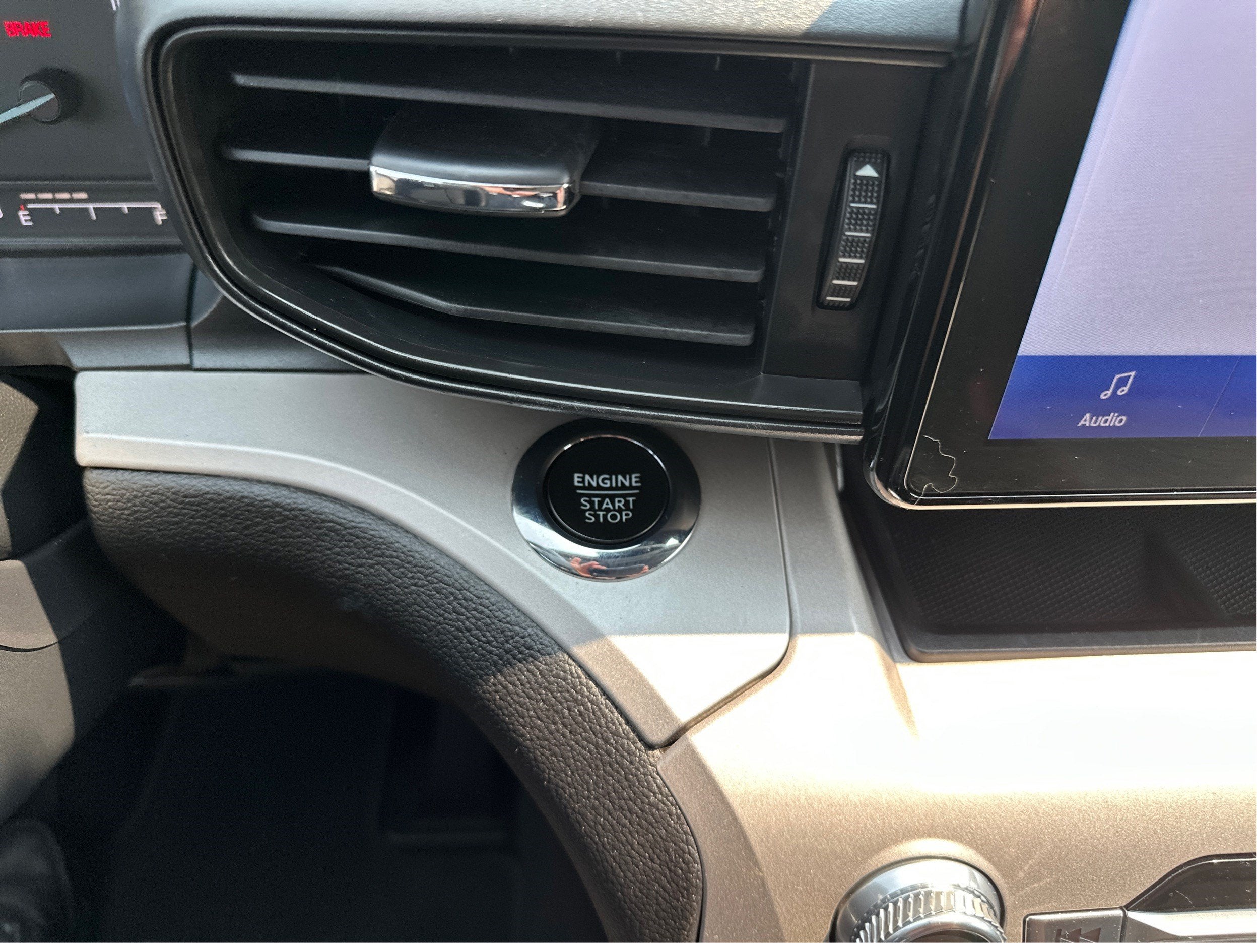 2023 Ford Explorer XLT 4WD