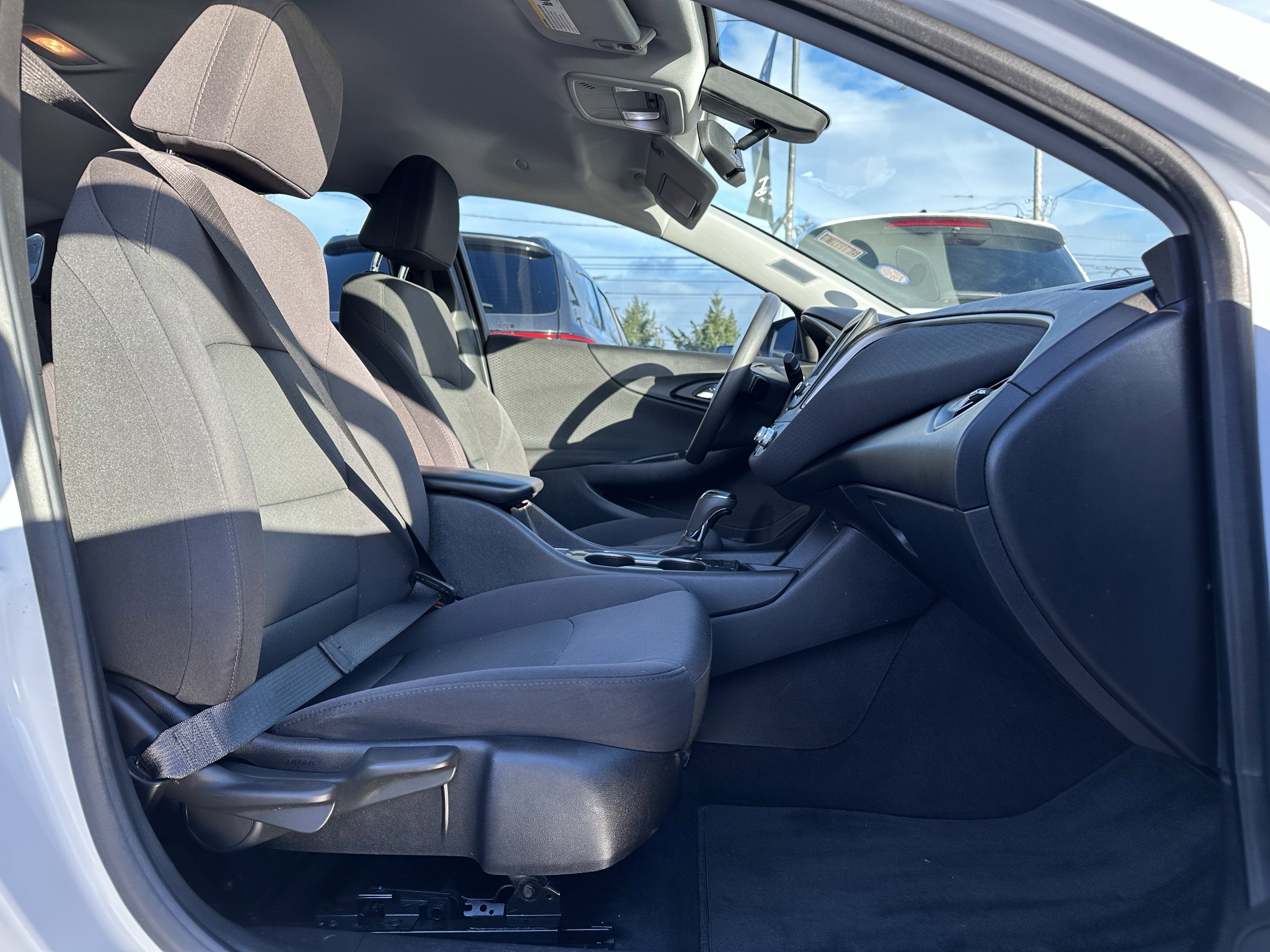 2017 Chevrolet Malibu LS