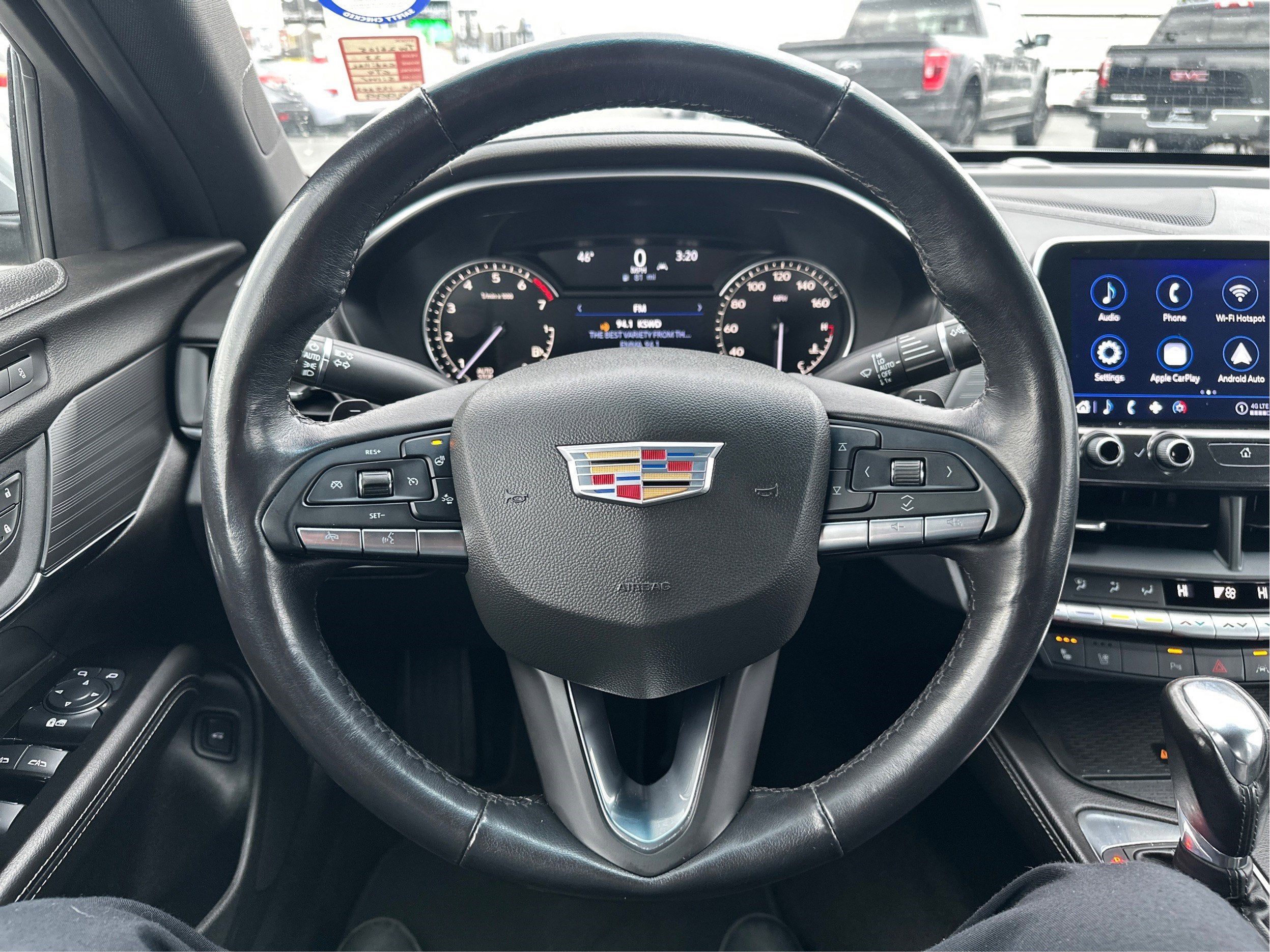 2023 Cadillac CT4 Premium Luxury