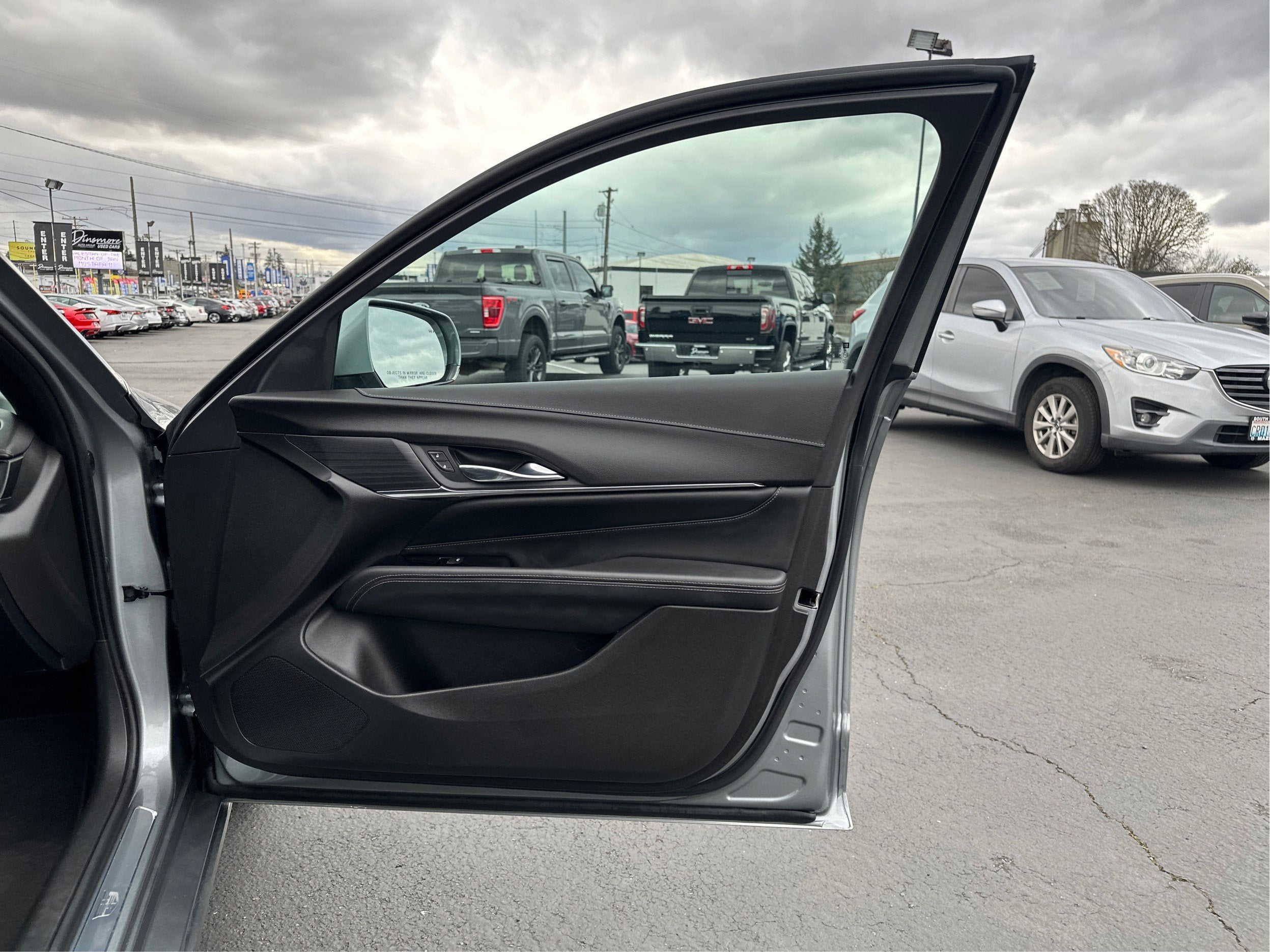 2023 Cadillac CT4 Premium Luxury