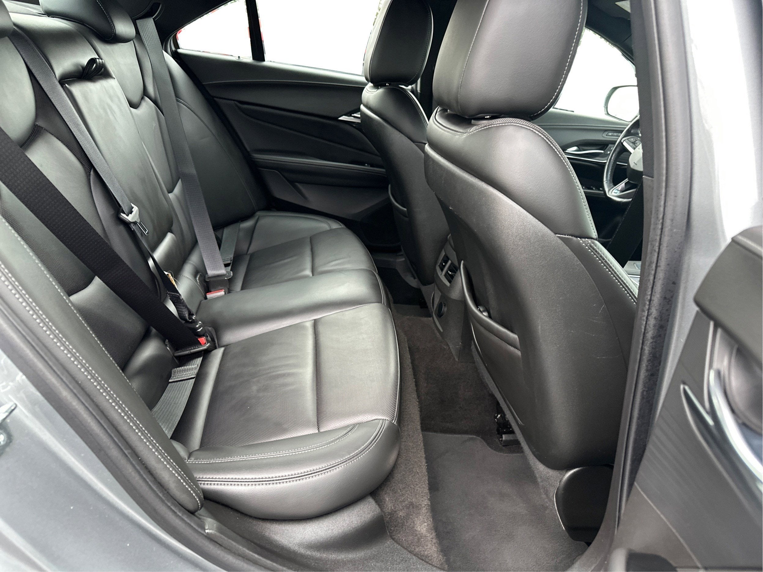 2023 Cadillac CT4 Premium Luxury