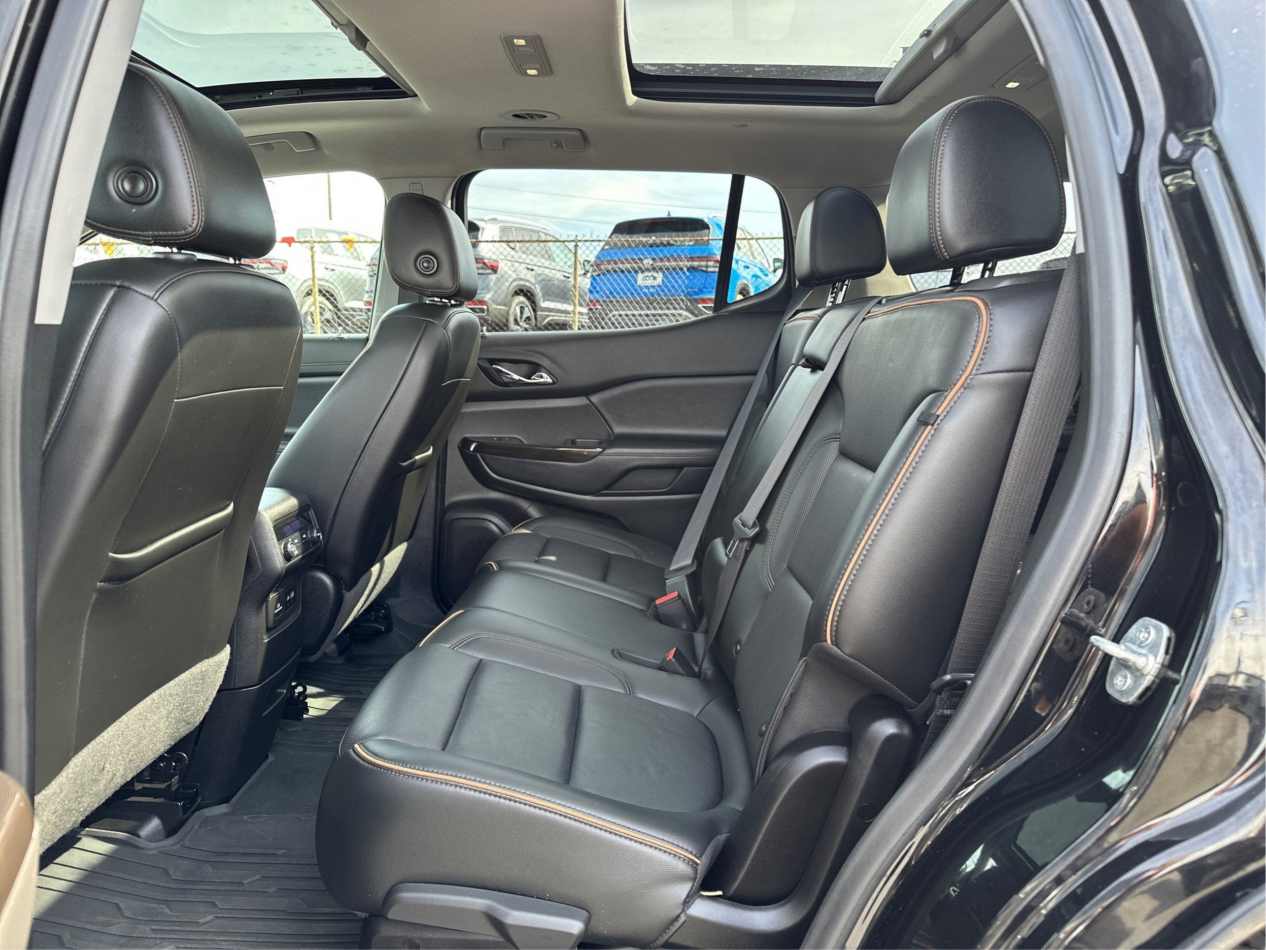 2021 GMC Acadia AT4