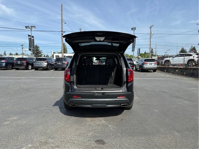 2021 GMC Acadia AT4
