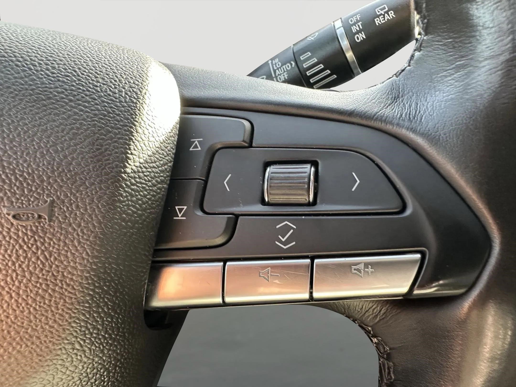 2021 Cadillac XT4 AWD Premium Luxury