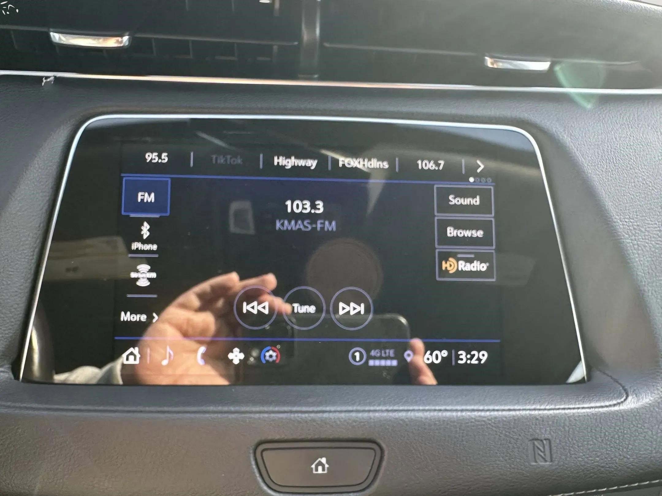 2021 Cadillac XT4 AWD Premium Luxury