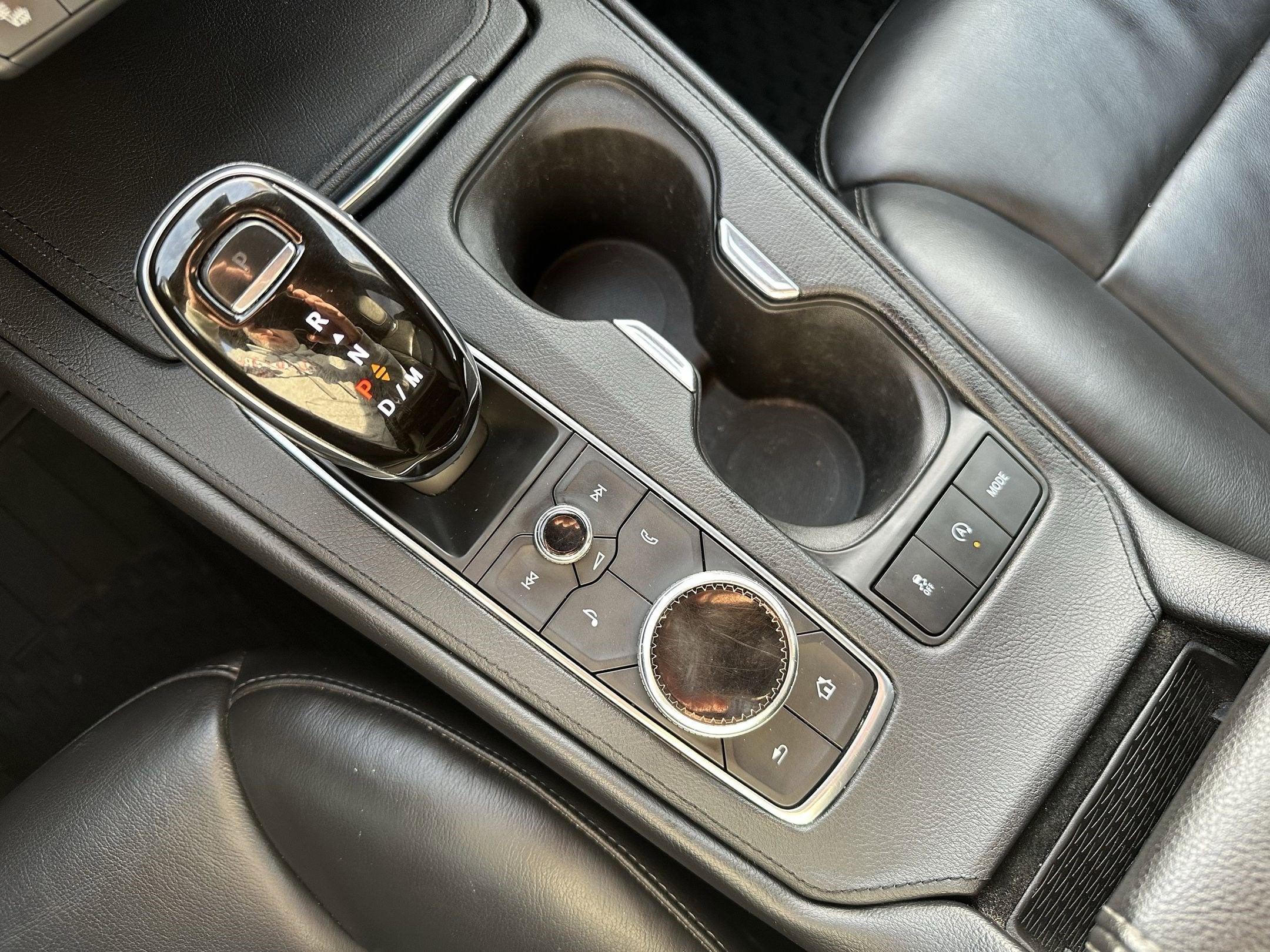 2021 Cadillac XT4 AWD Premium Luxury