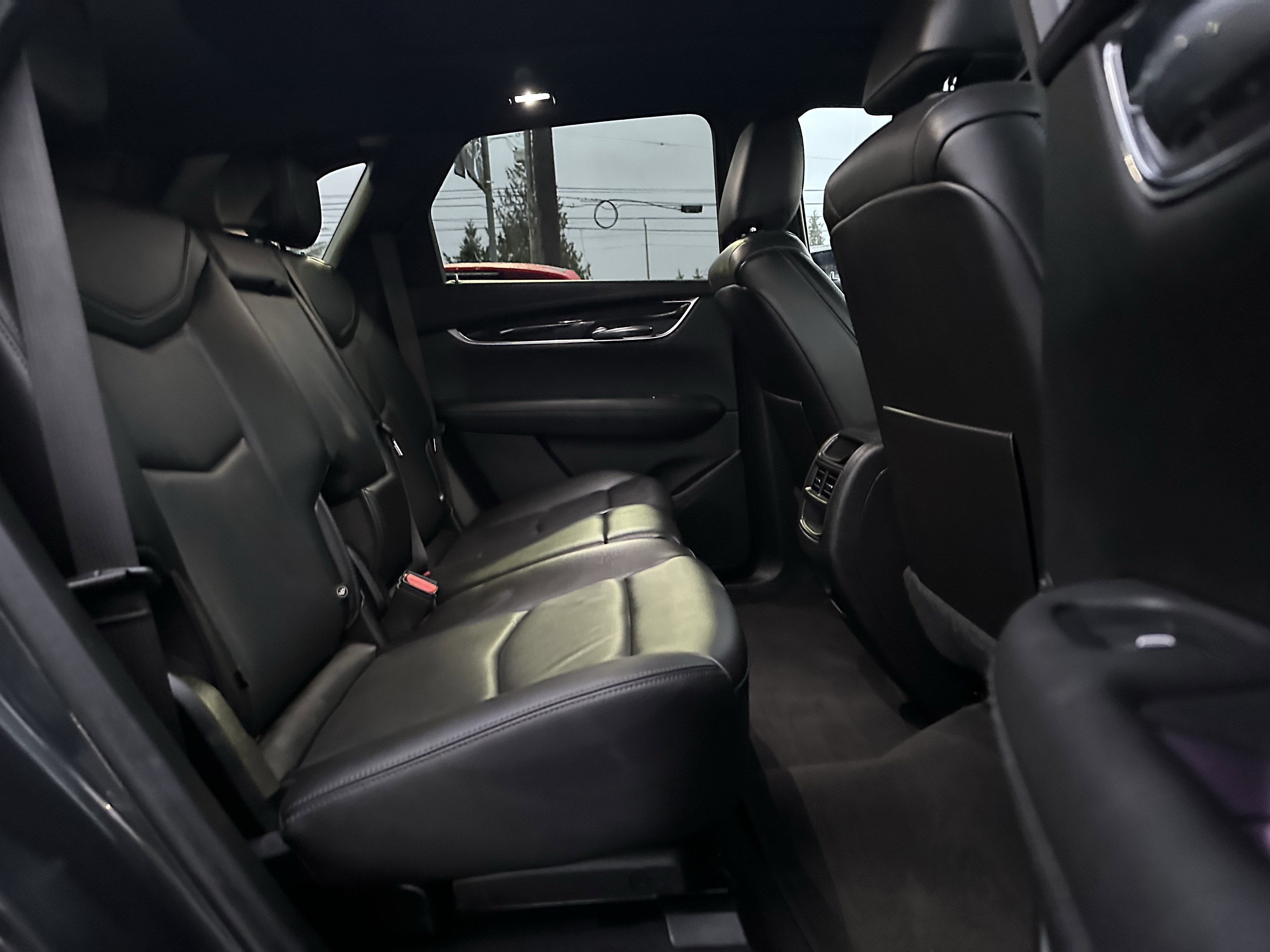 2022 Cadillac XT5 AWD Premium Luxury