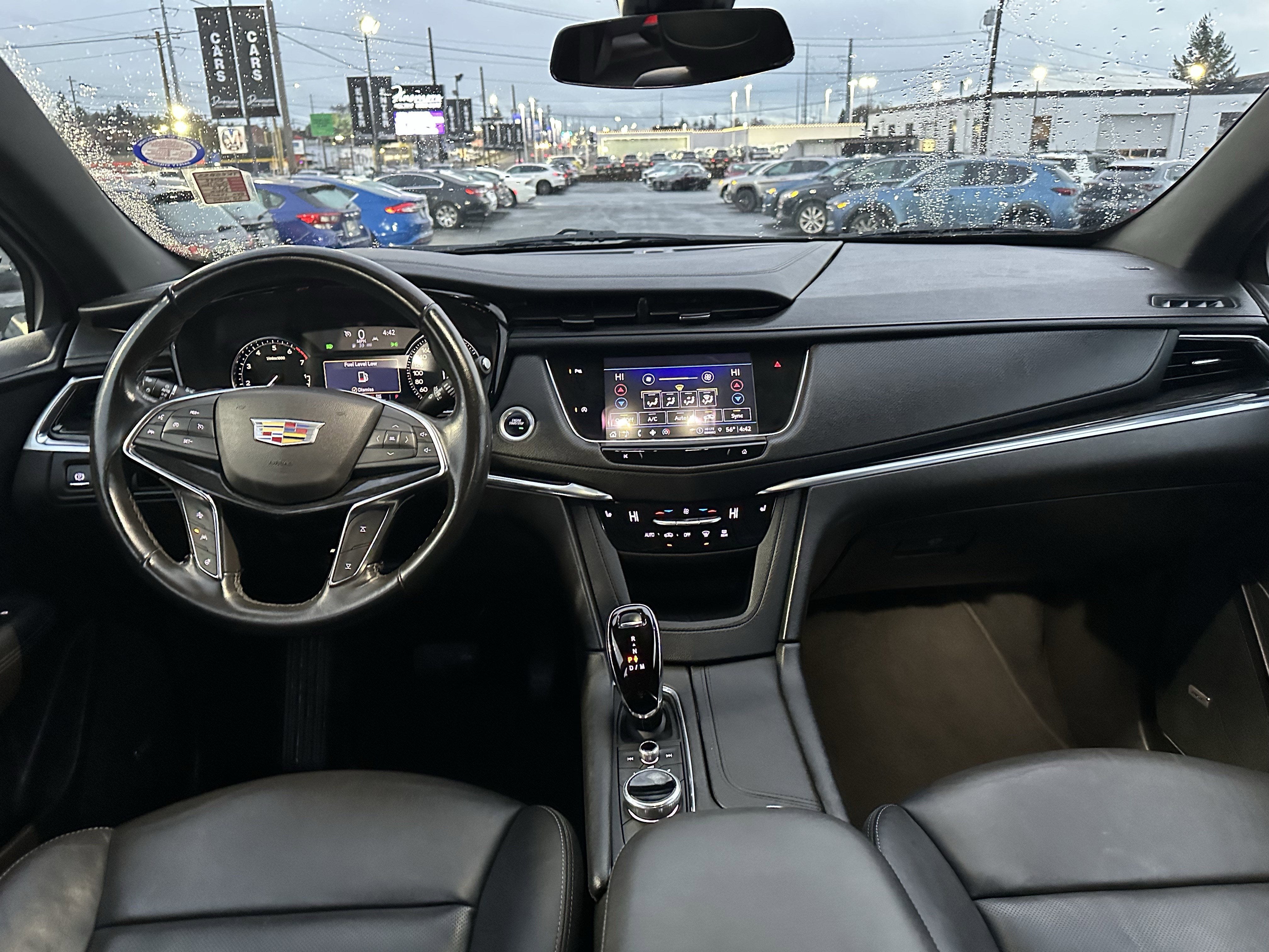 2022 Cadillac XT5 AWD Premium Luxury
