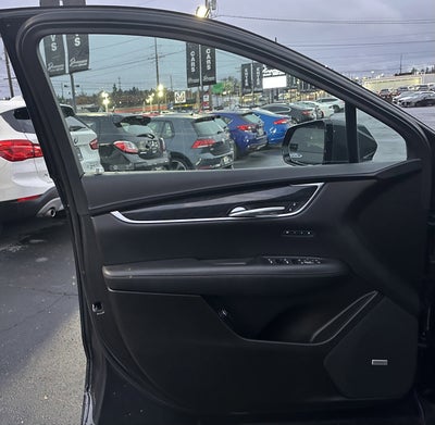 2022 Cadillac XT5 AWD Premium Luxury