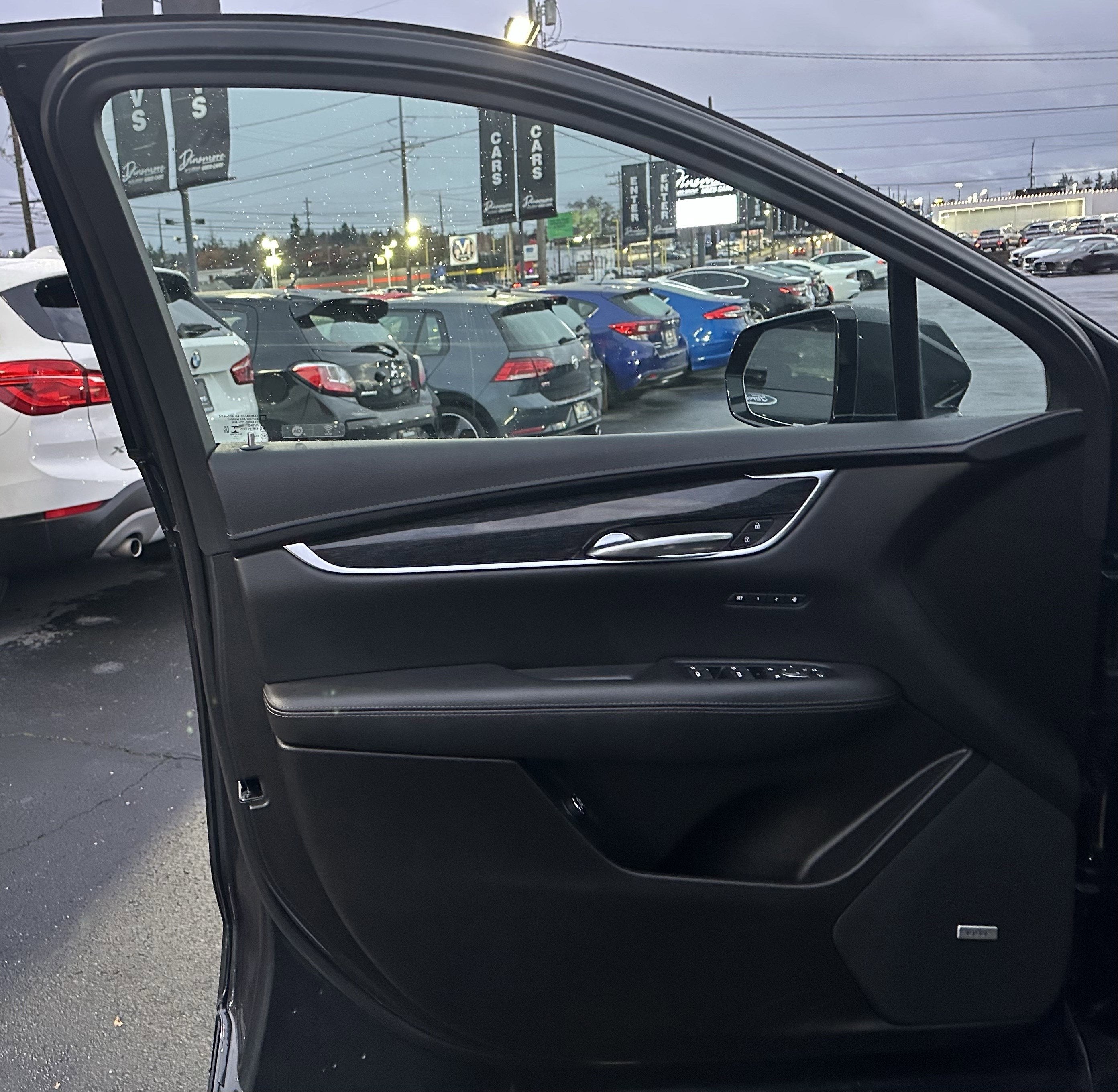 2022 Cadillac XT5 AWD Premium Luxury