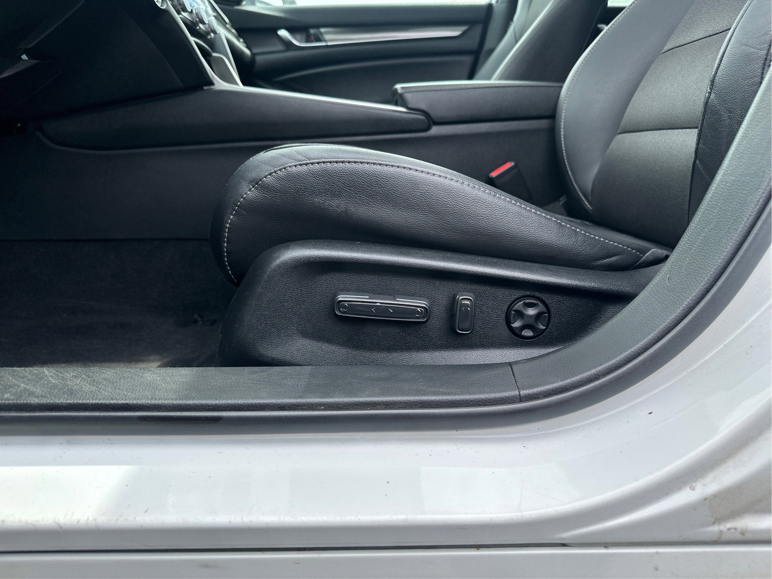 2019 Honda Accord Sedan Sport 2.0T