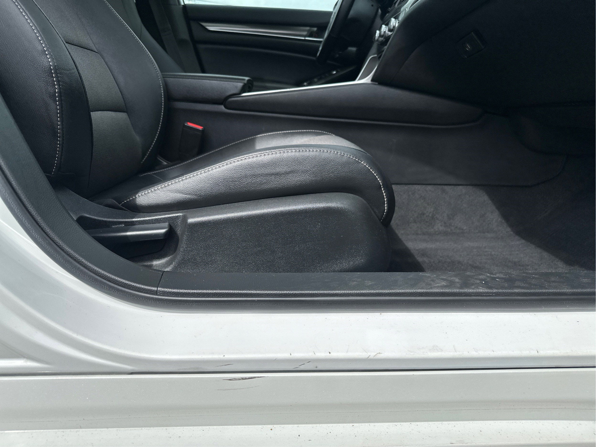 2019 Honda Accord Sedan Sport 2.0T